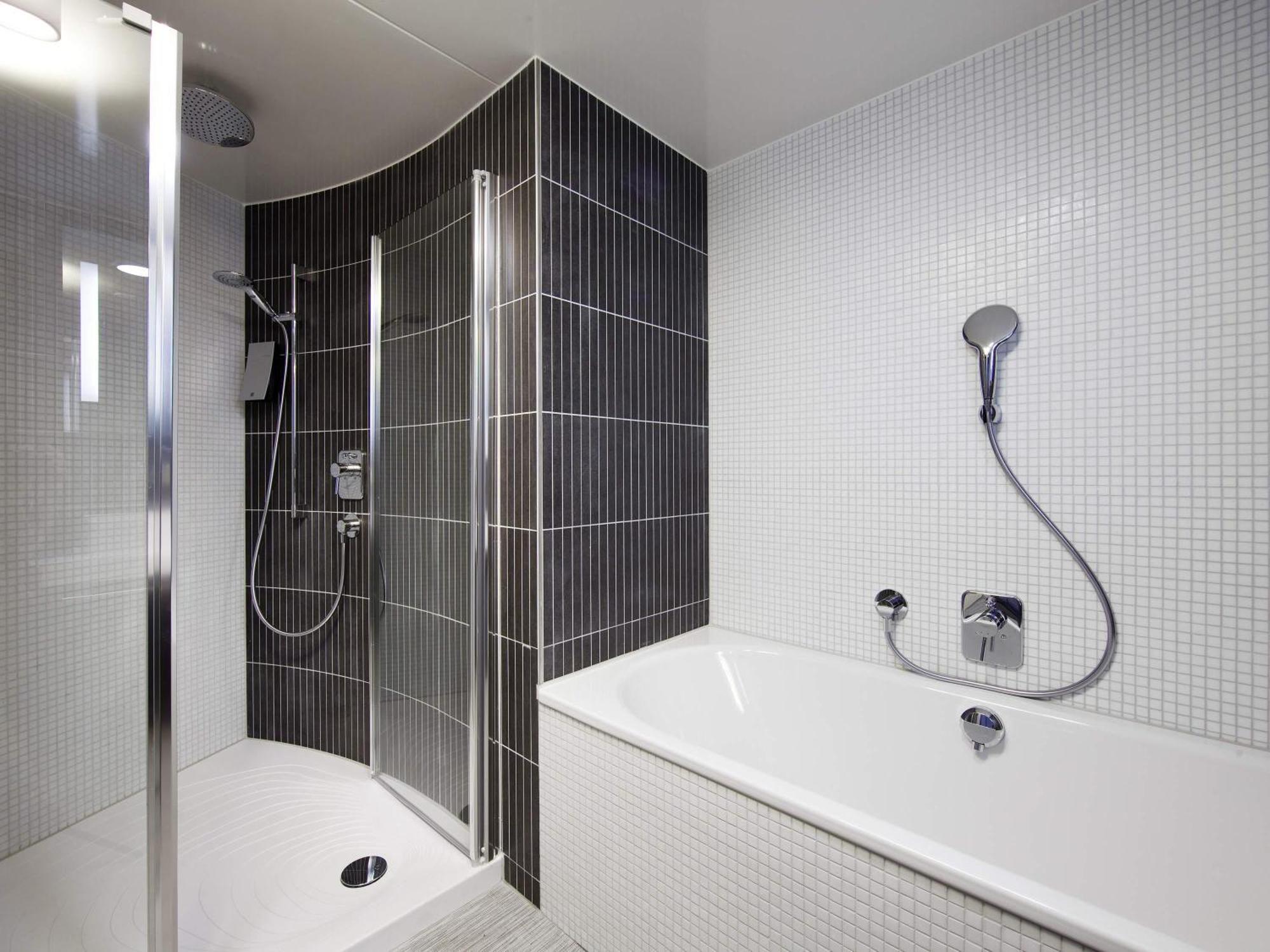 Superior Suite One Double Bed One Single Bed
