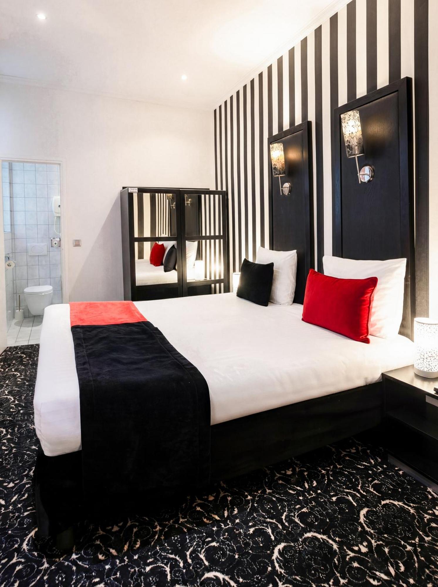 Classic Double or Twin Room