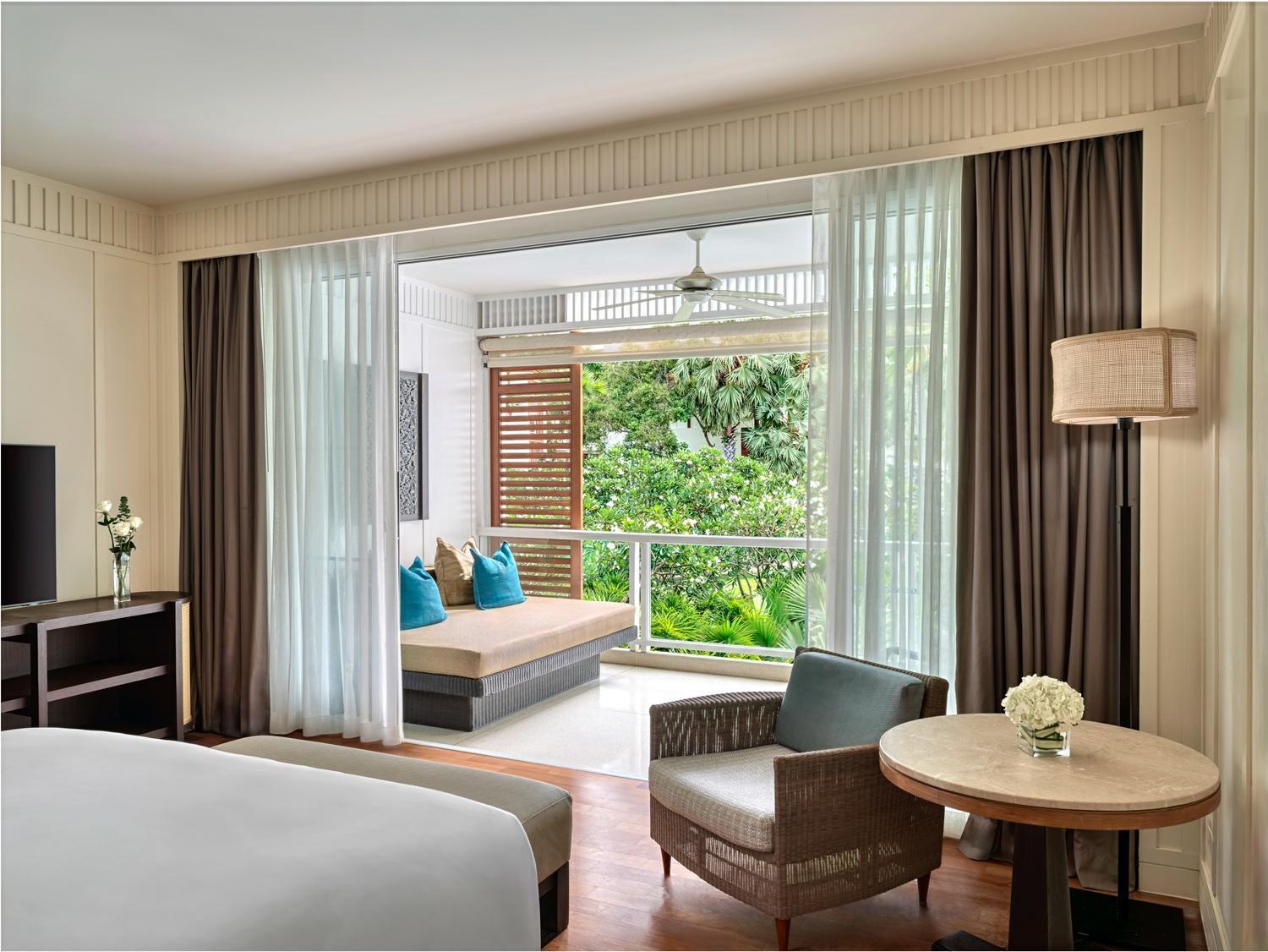 Premium King Room