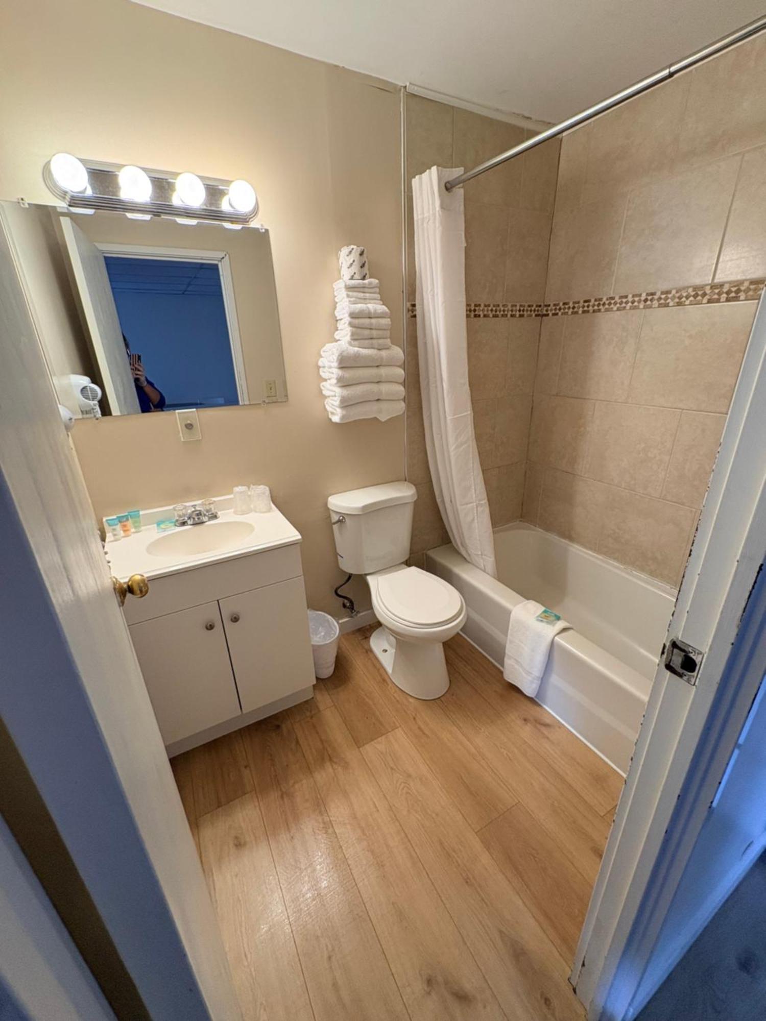 Standard Room Kitchenette