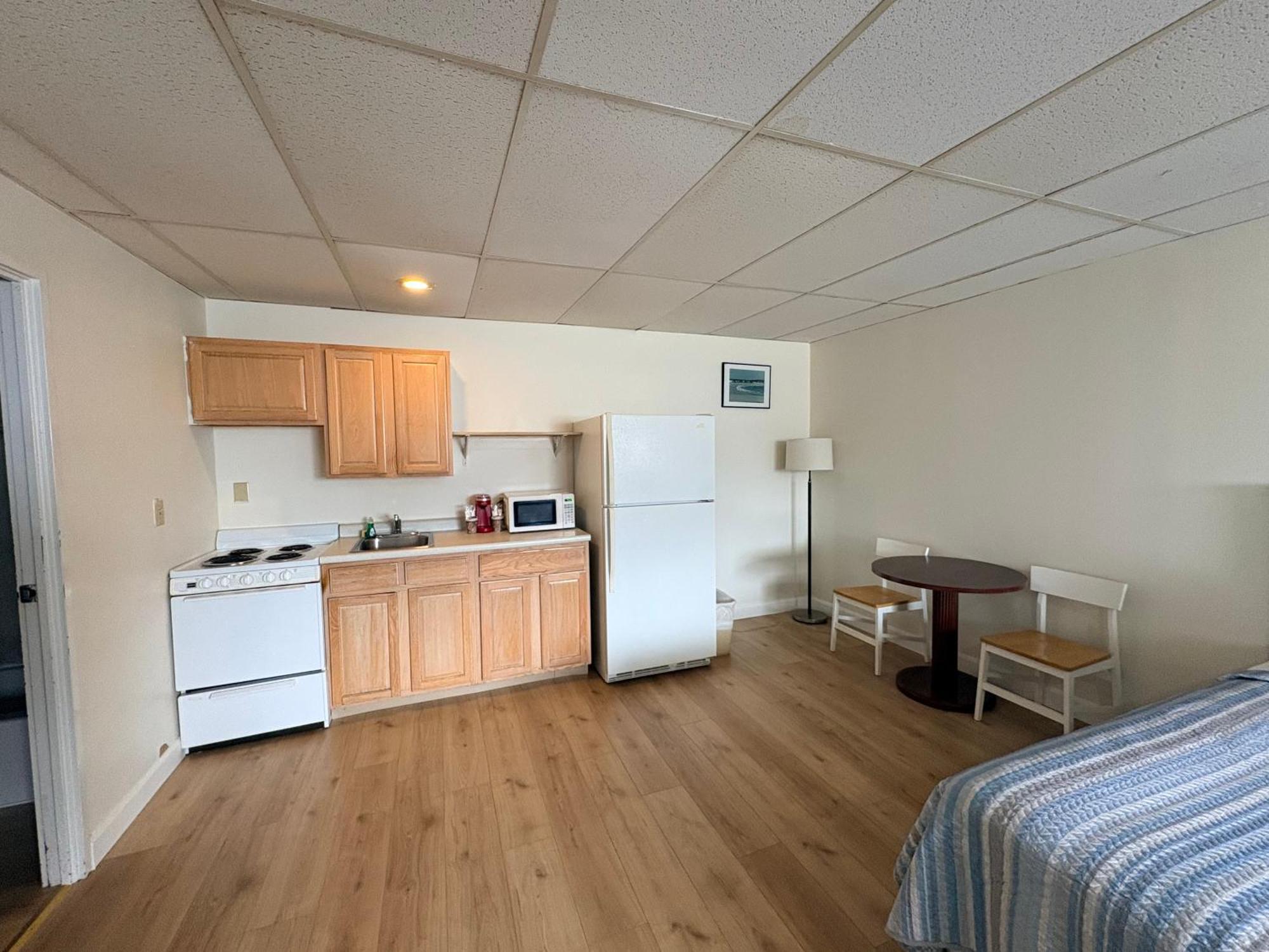 Standard Room Kitchenette