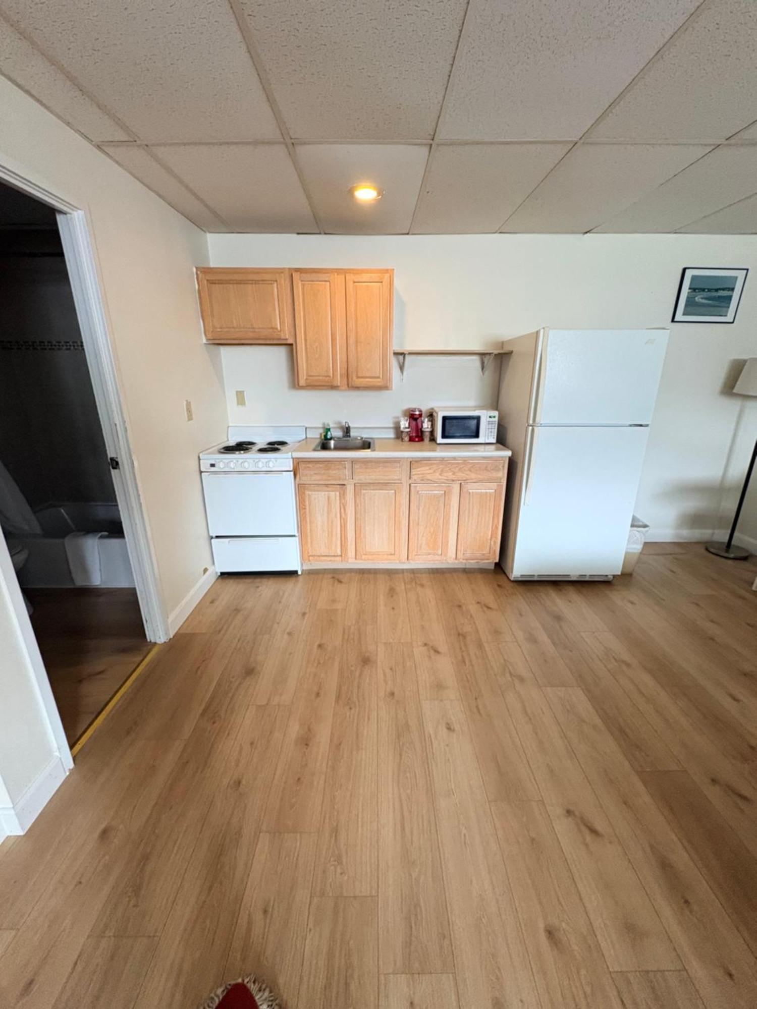 Standard Room Kitchenette