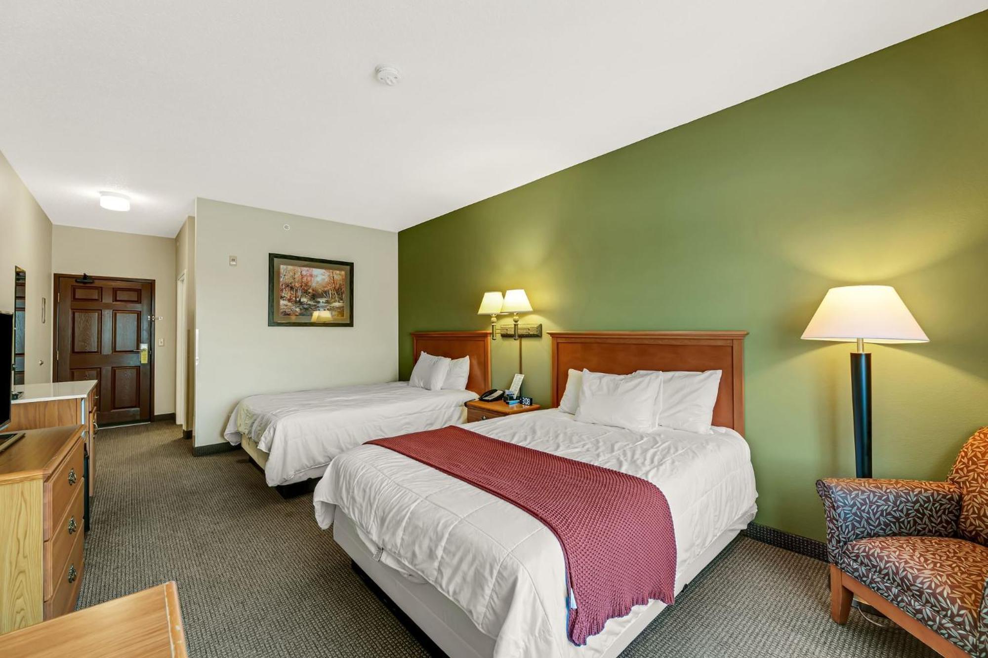 Queen Room Two Queen Beds