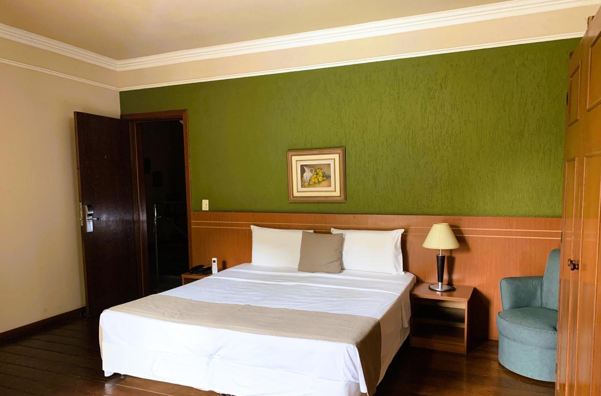 Twin Room Private Bathroom