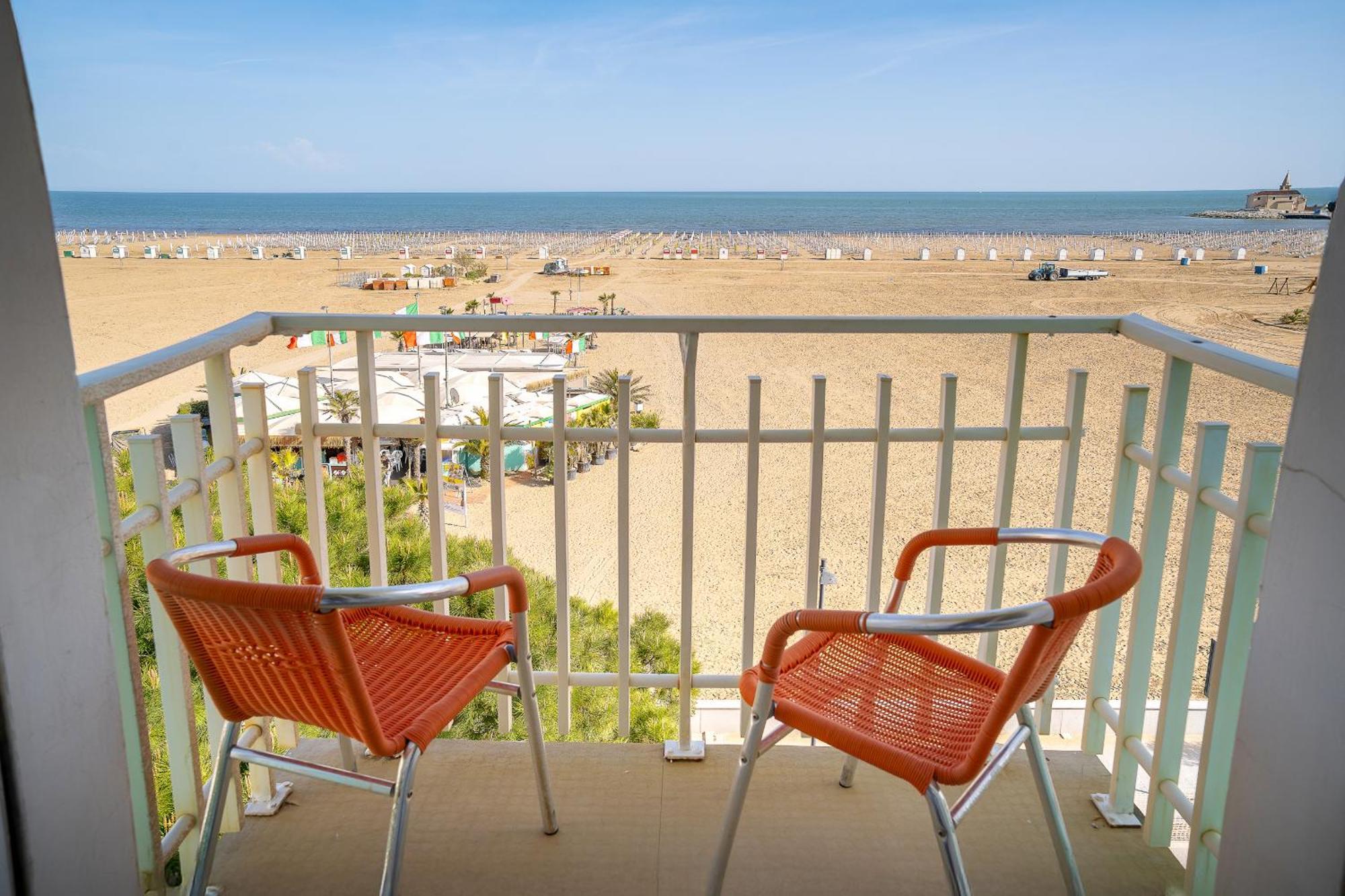 Double or Twin Room Balcony Sea View
