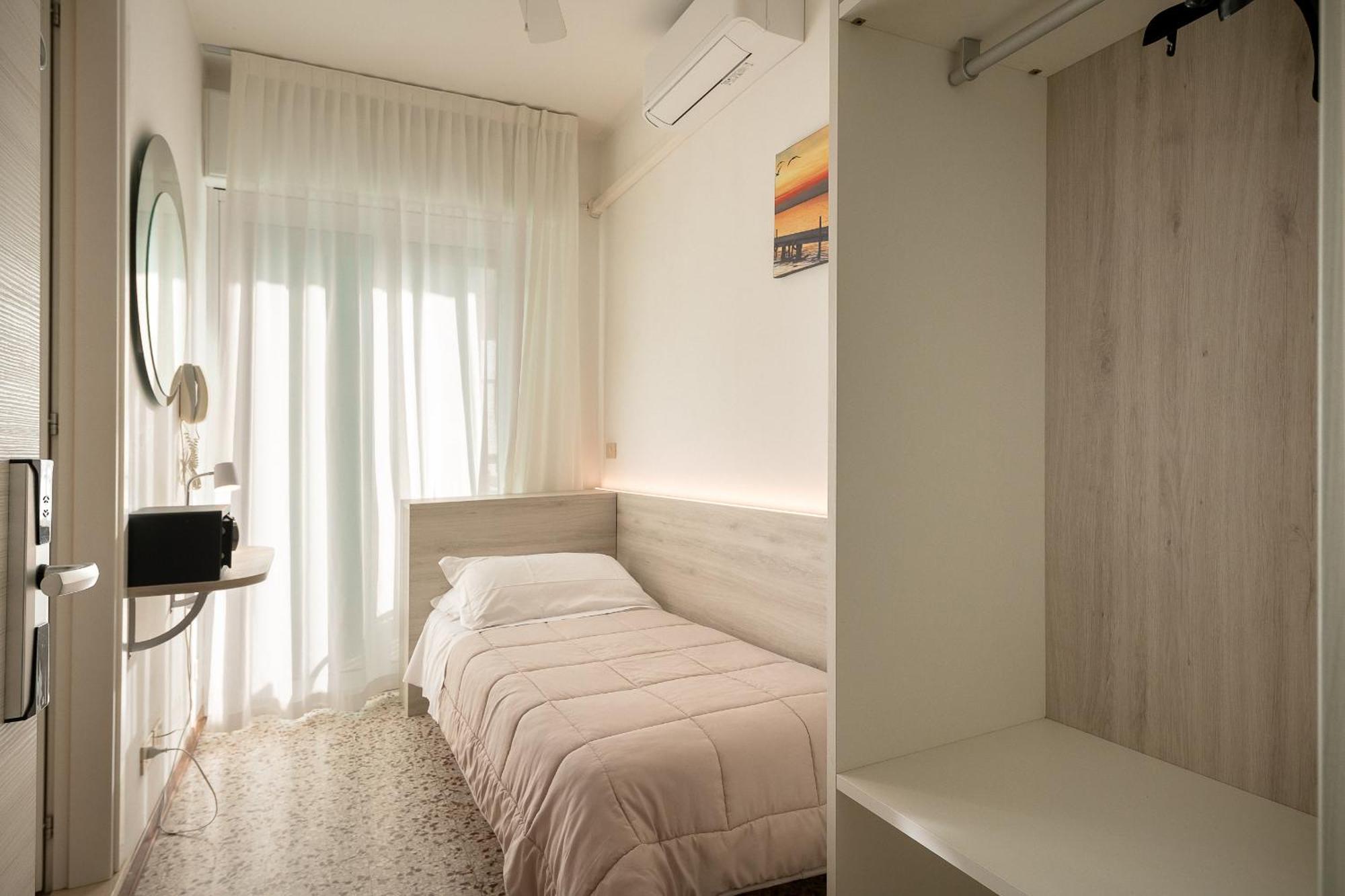 Single Room Balcony