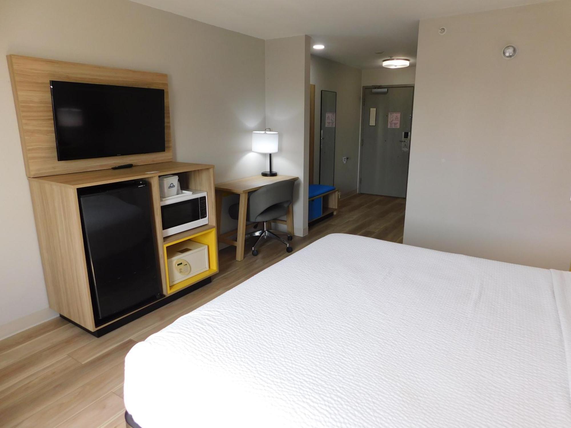 King Room - Disability Access/Non-Smoking