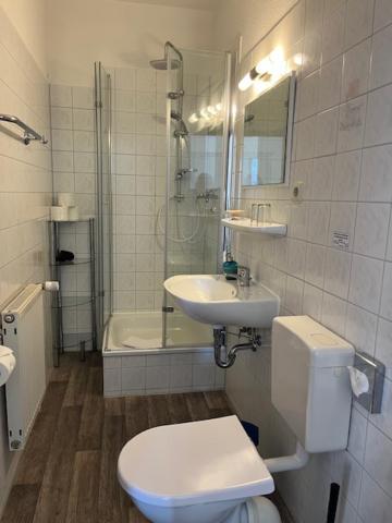 Large Single Room