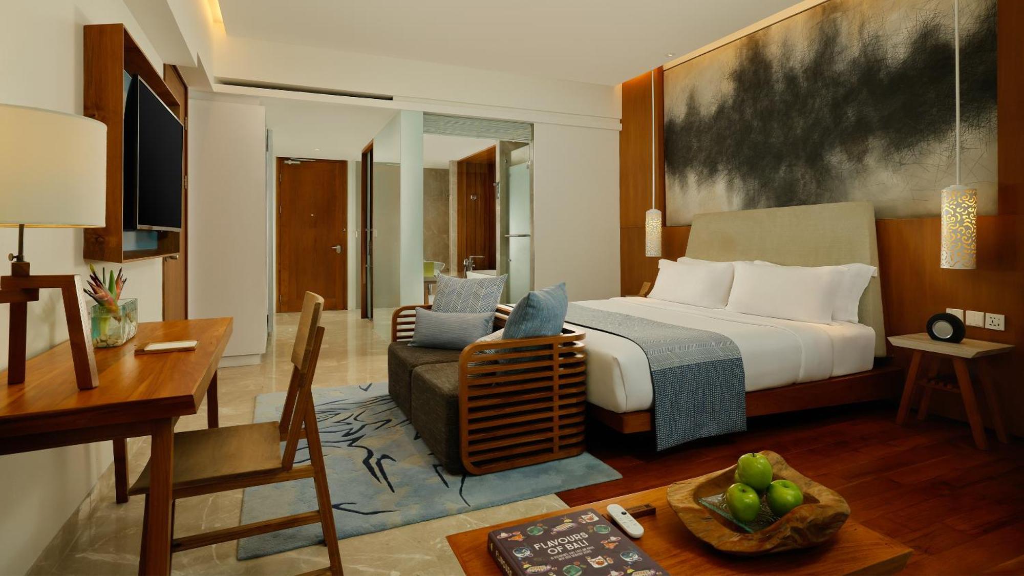 Wonderful Deluxe King Room Garden View