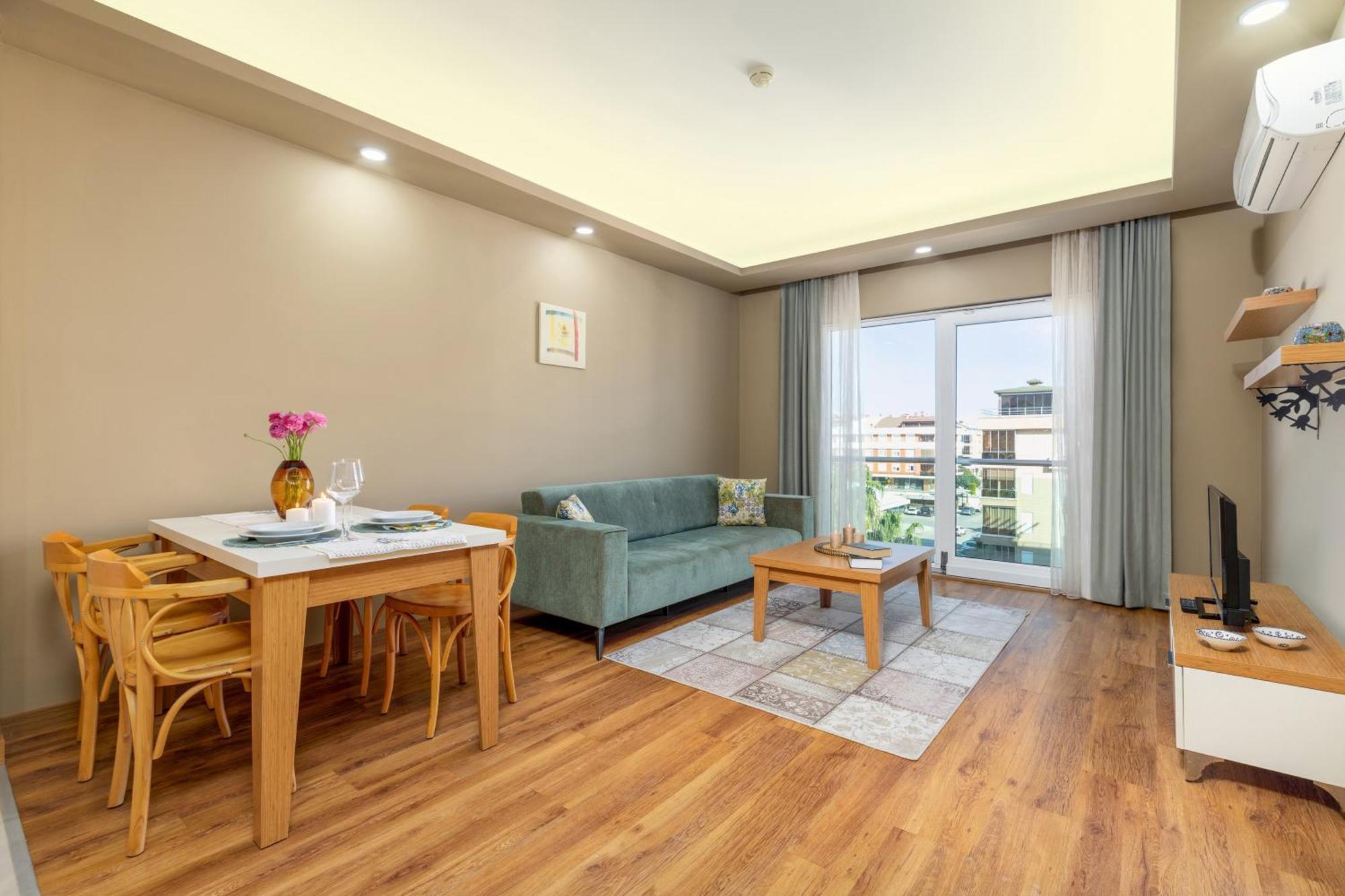 One-Bedroom Apartment