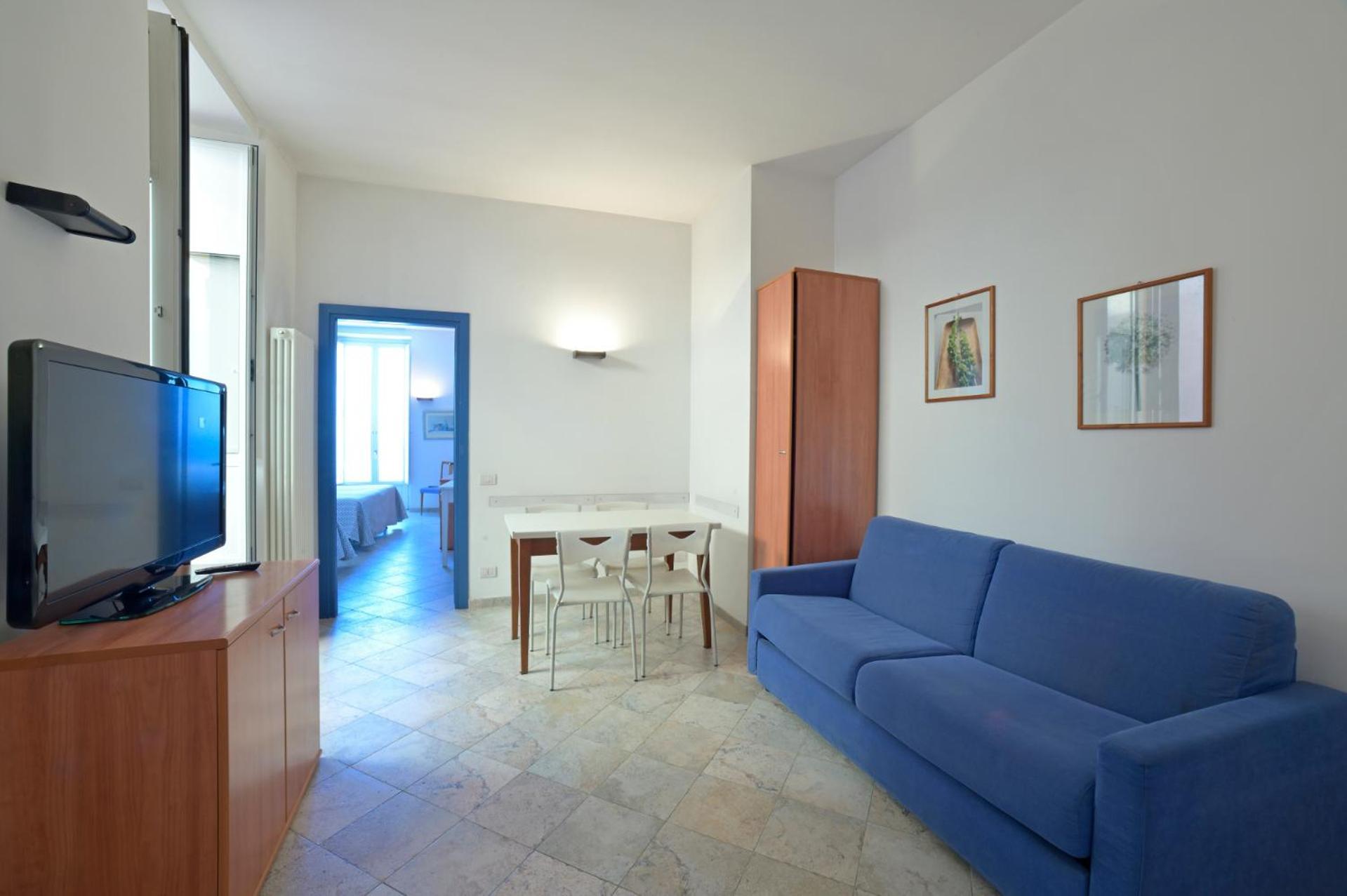 One-Bedroom Apartment Sea View