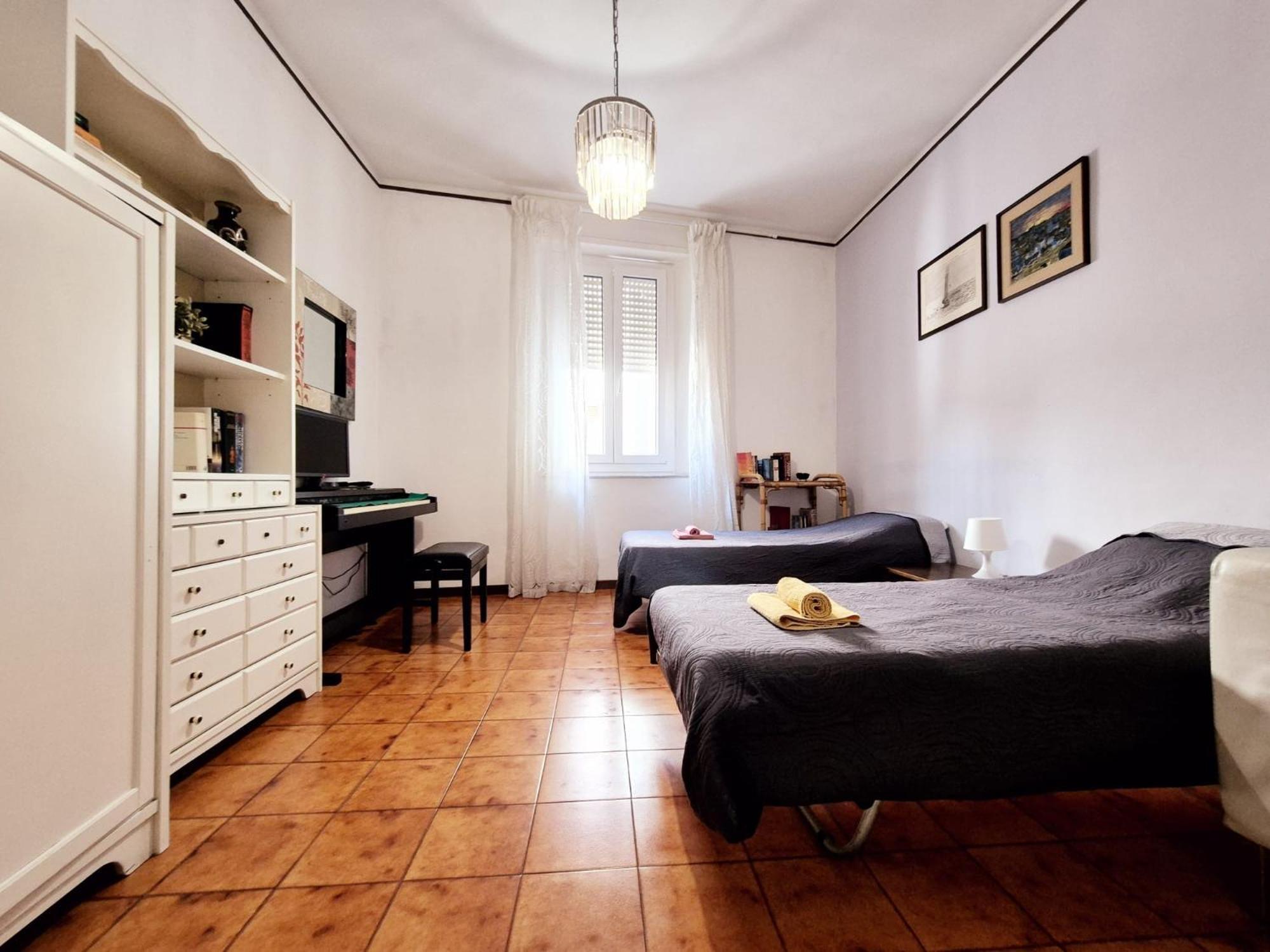Large Double or Twin Room