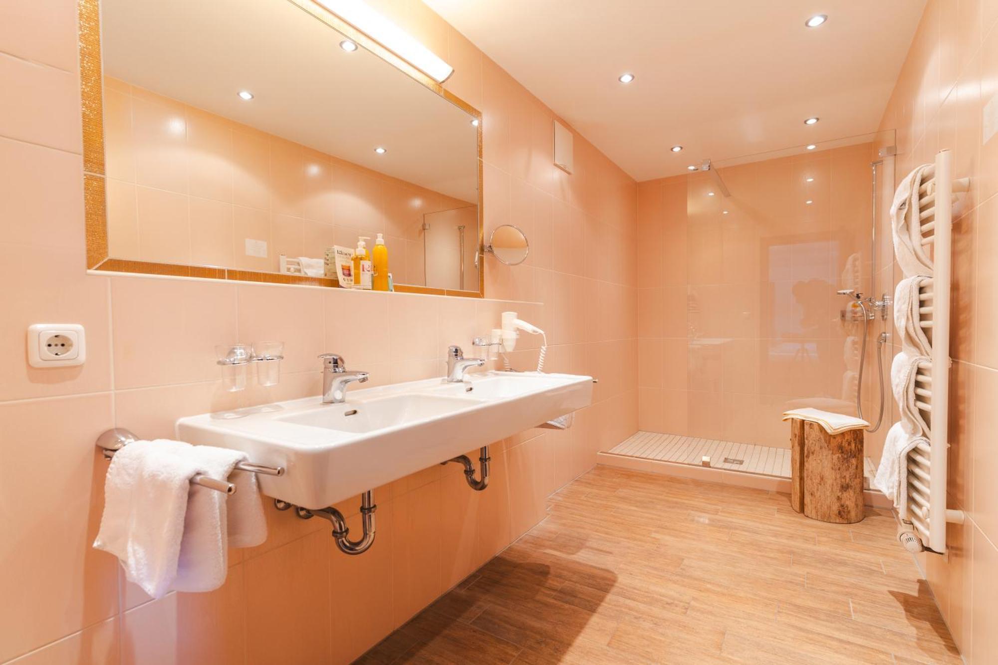 Deluxe Family Suite Street View