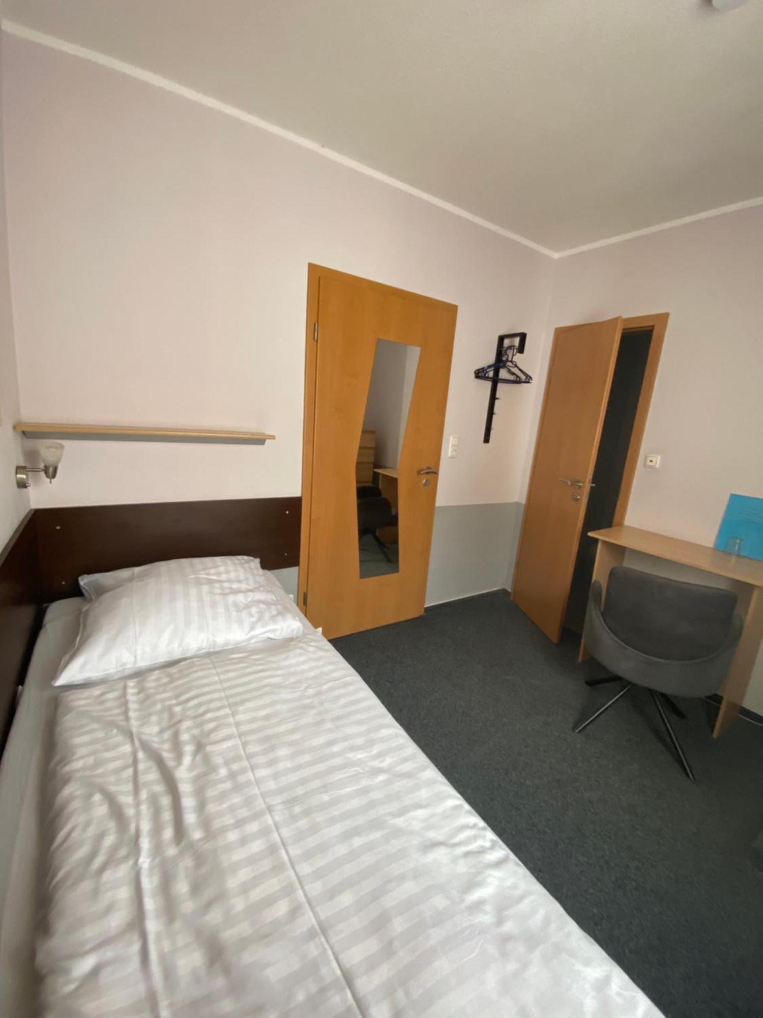 Budget Single Room