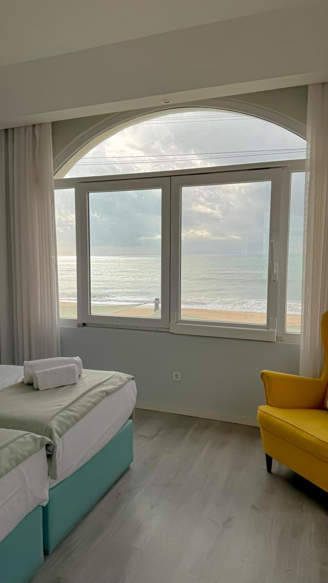 Premium Twin Room Sea View