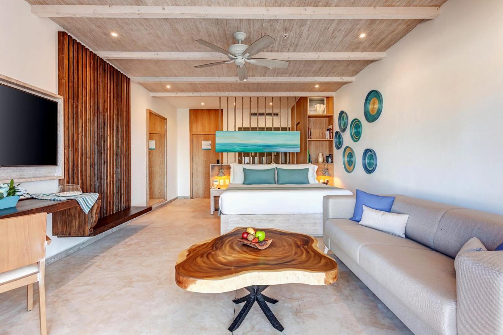 Deluxe Junior Suite Partial Ocean View