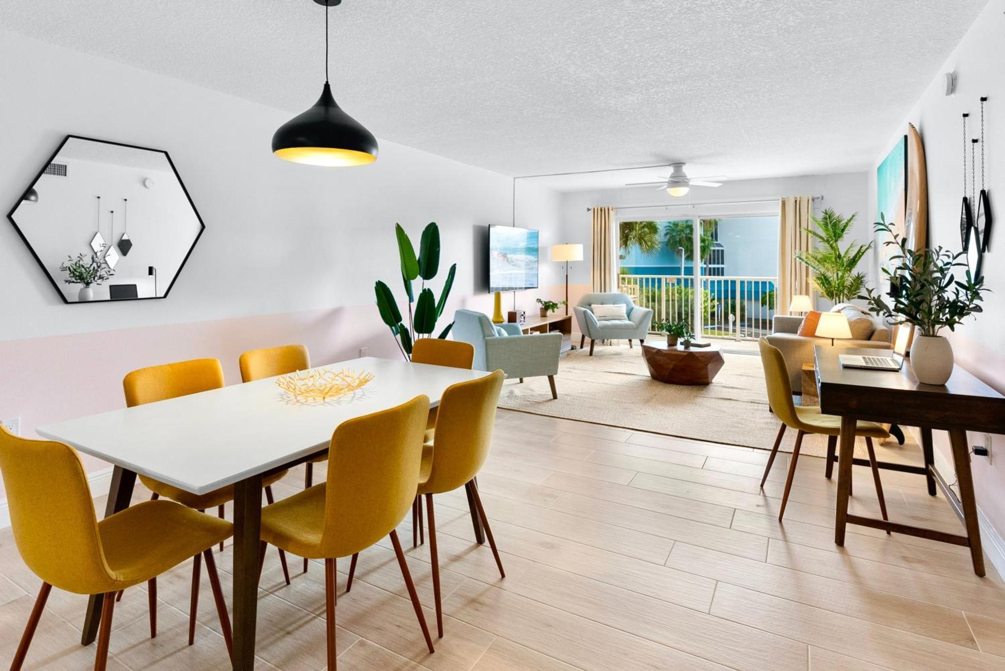 Stylish Three-Bedroom Condo Perfect Remote Workers Unit #39