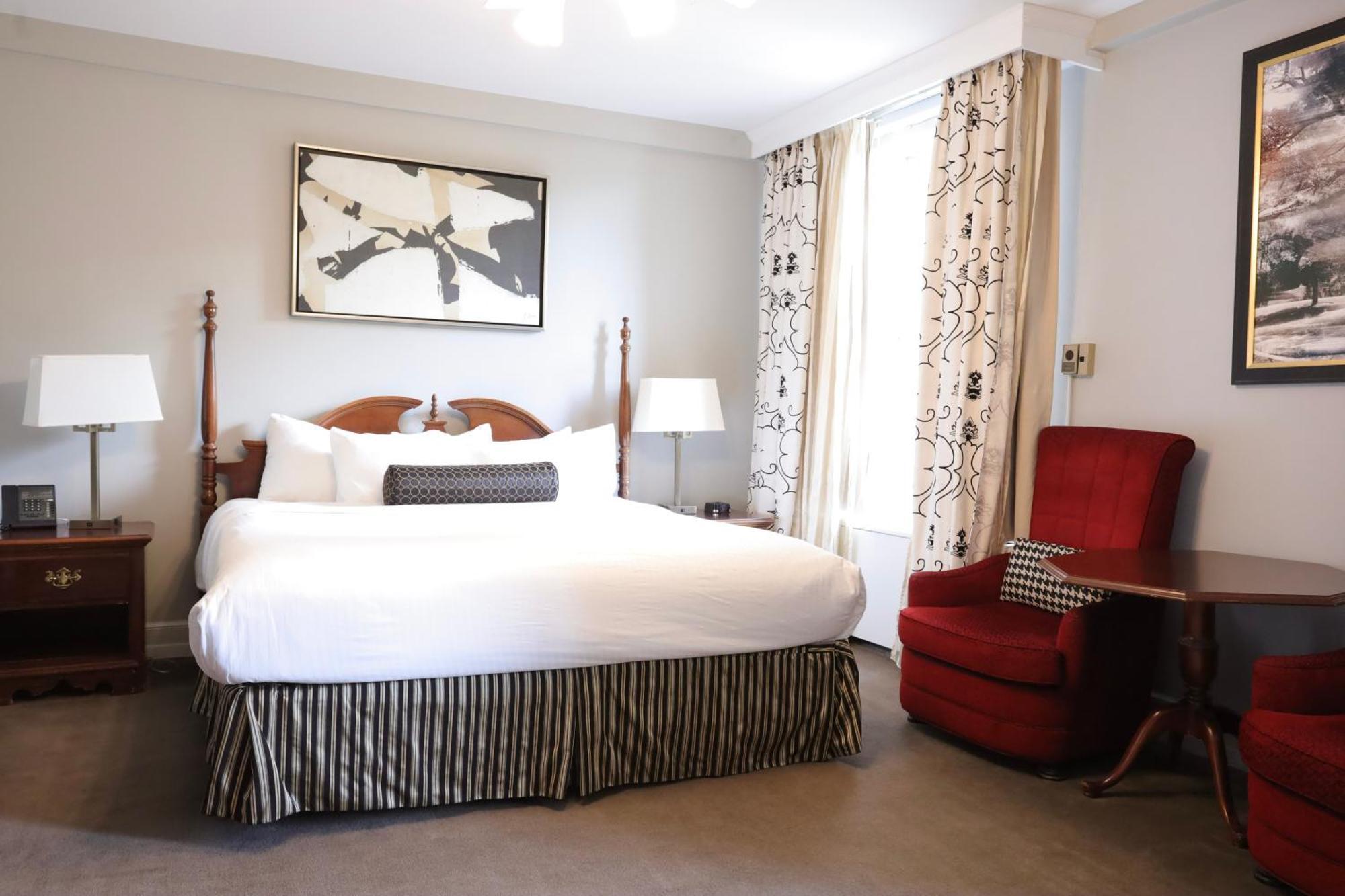 Standard King Room
