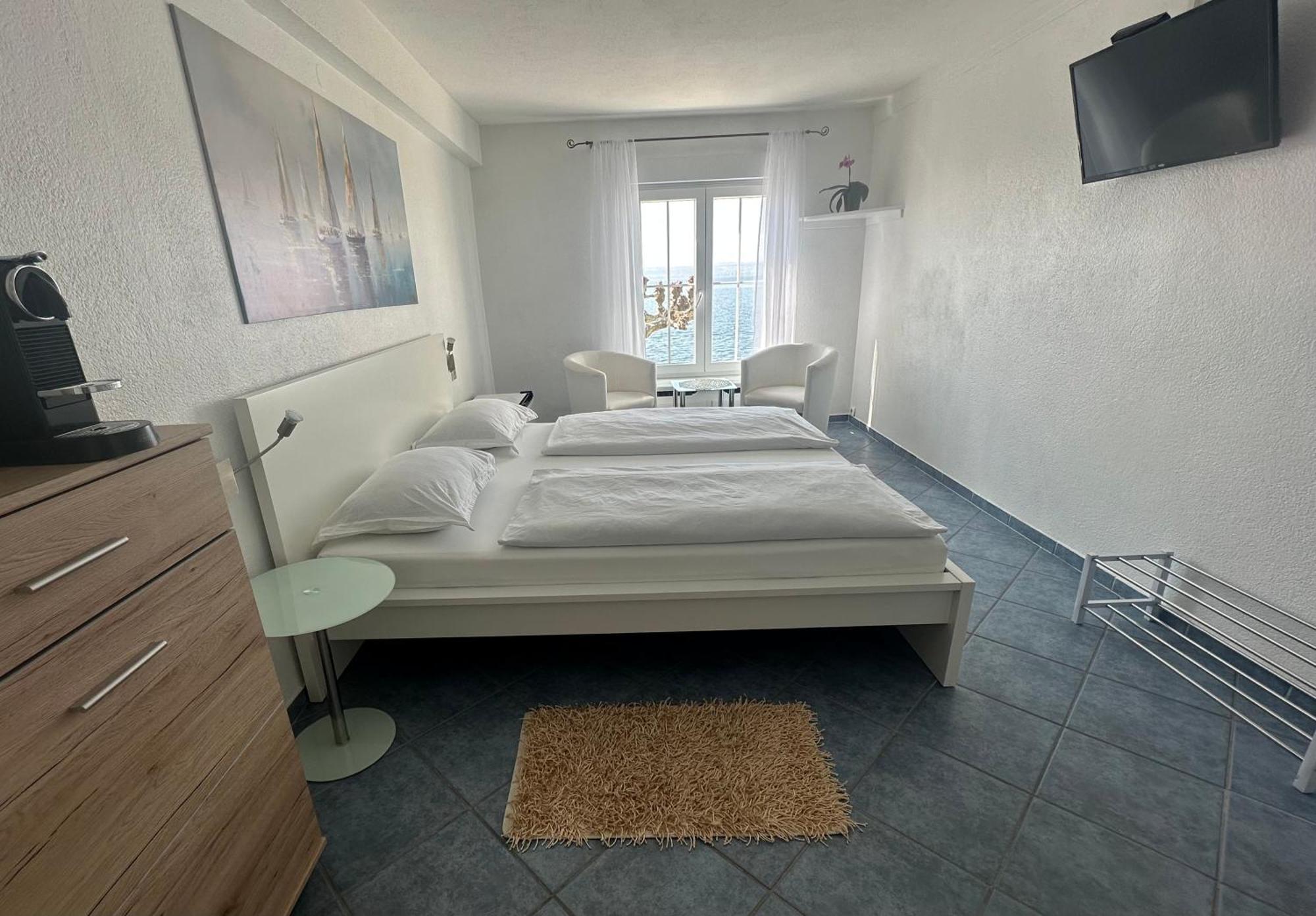 Double Room Lake View