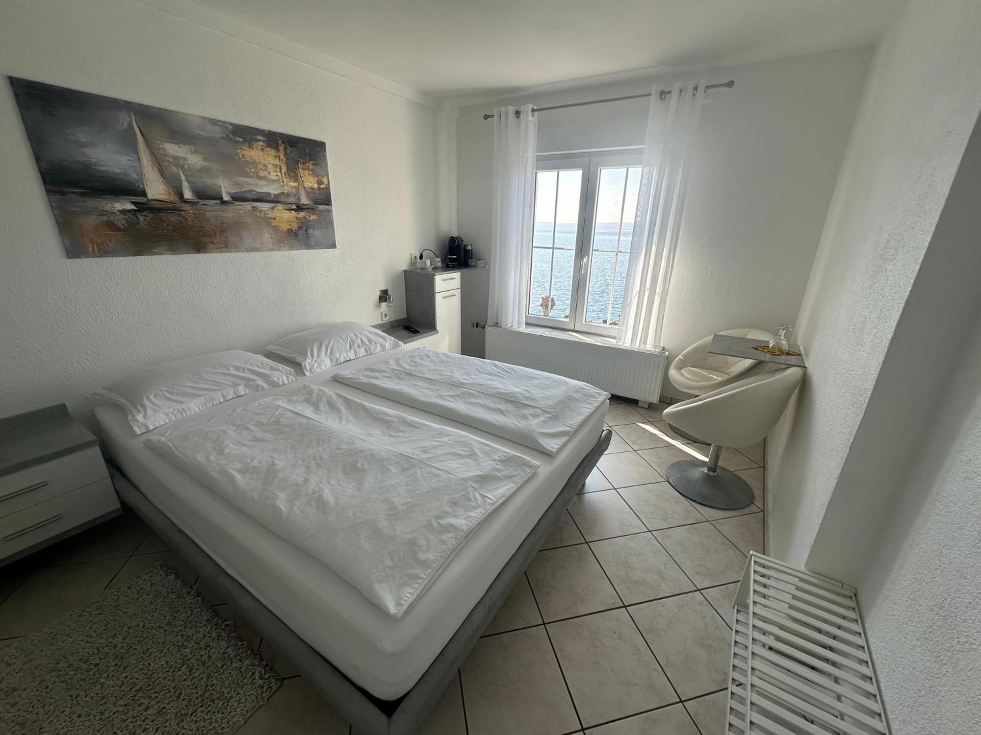 Double Room Lake View