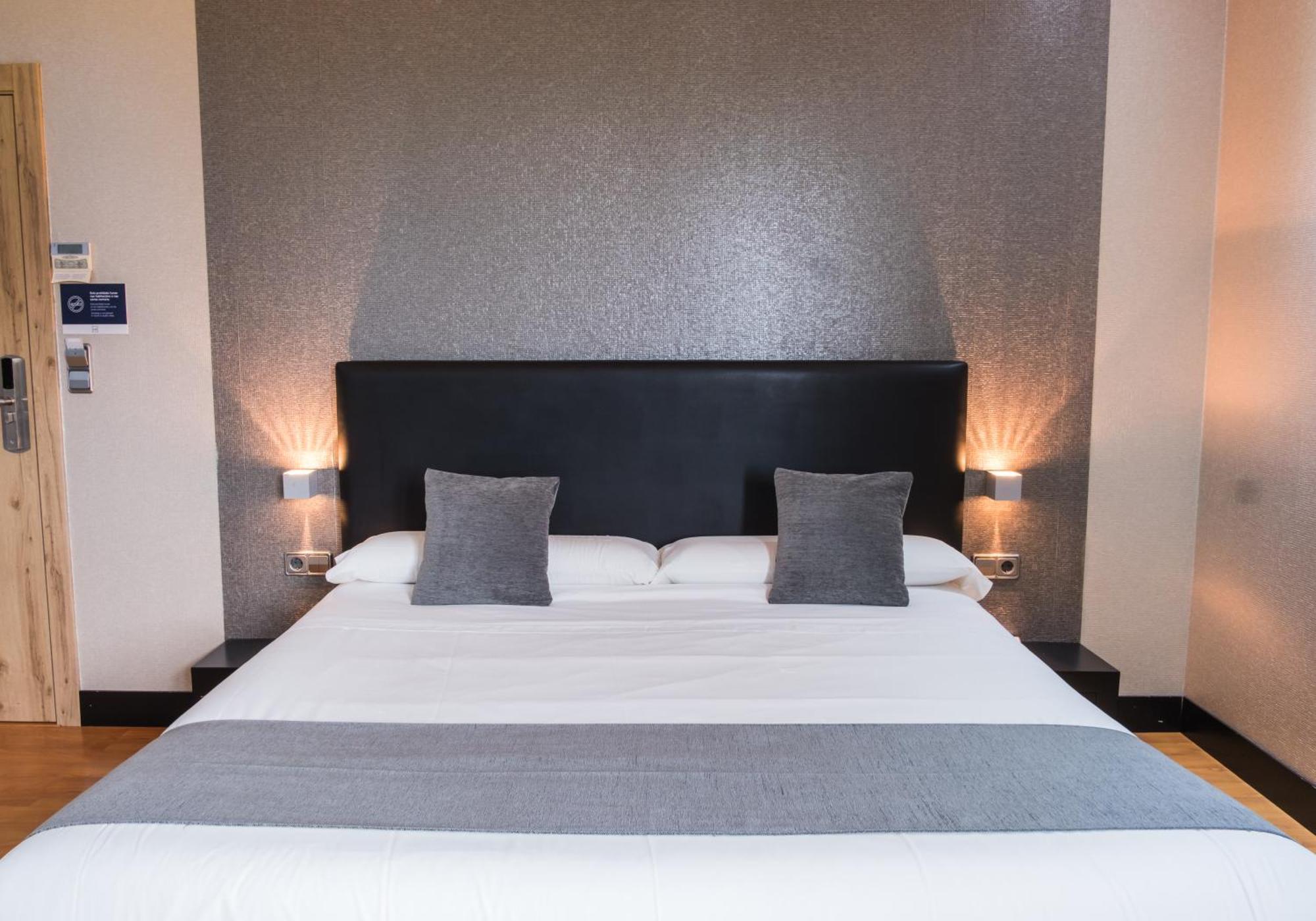 Economy Double or Twin Room