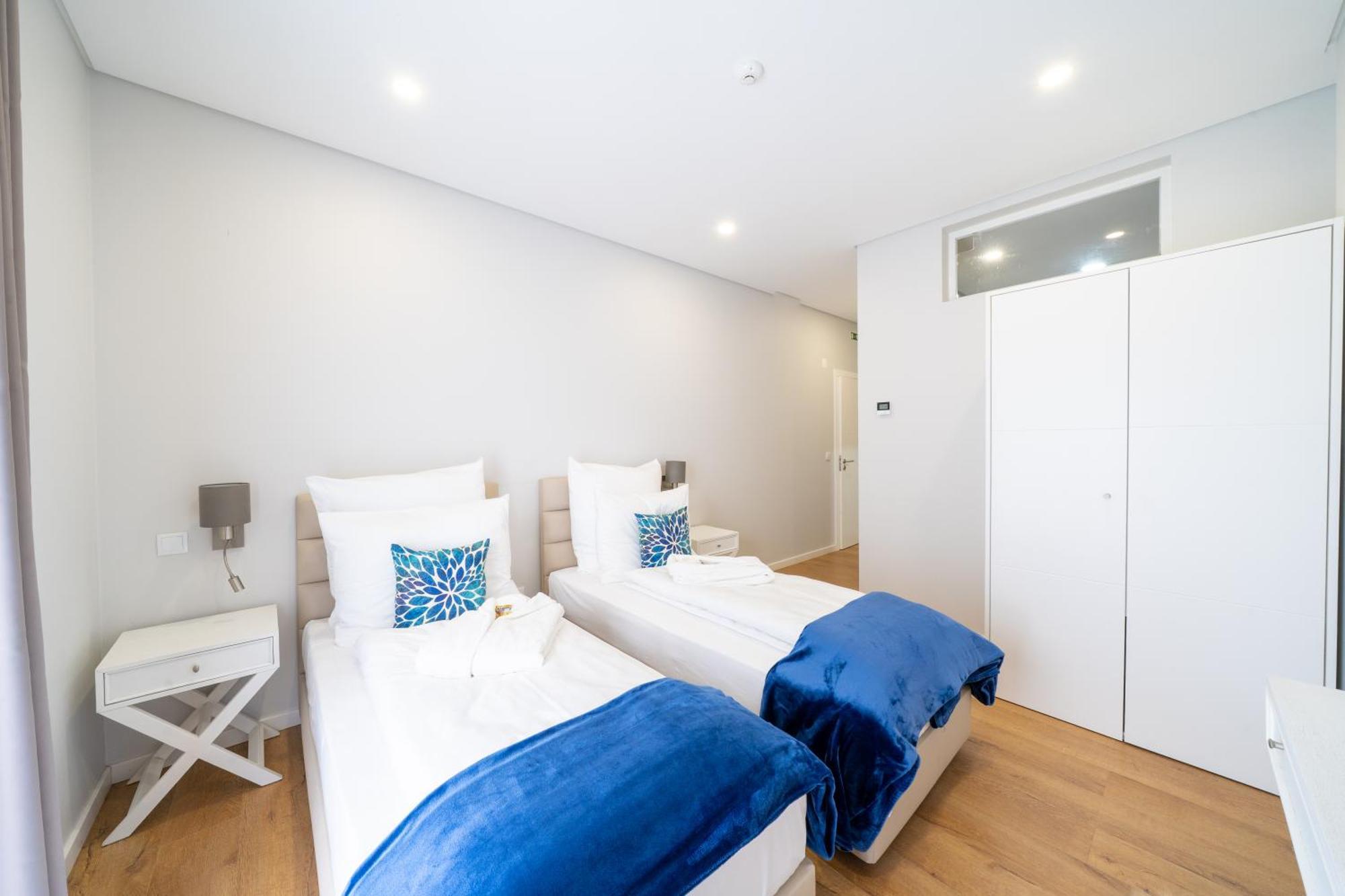 Twin Room Private Bathroom