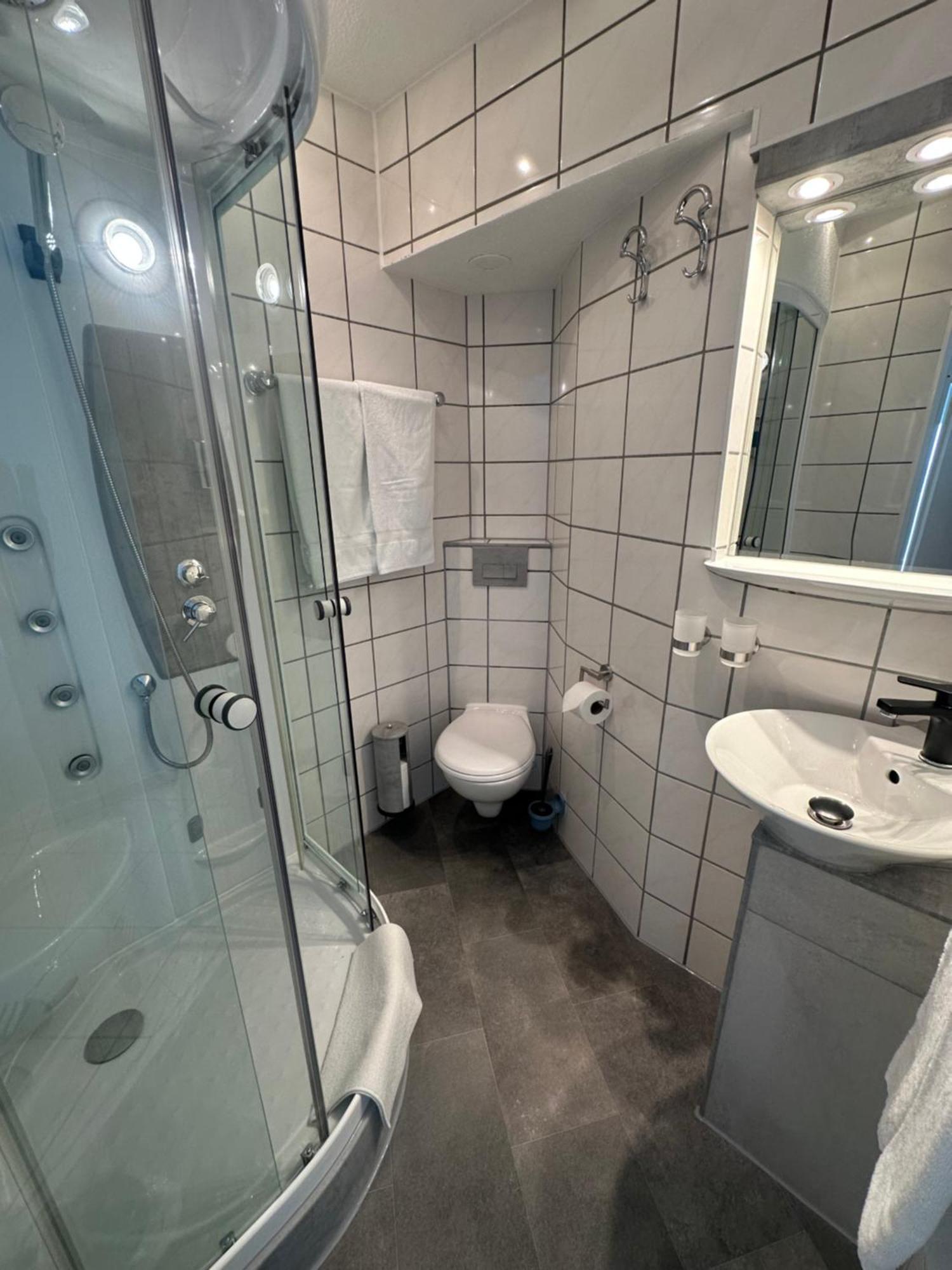 Double Room Lake View