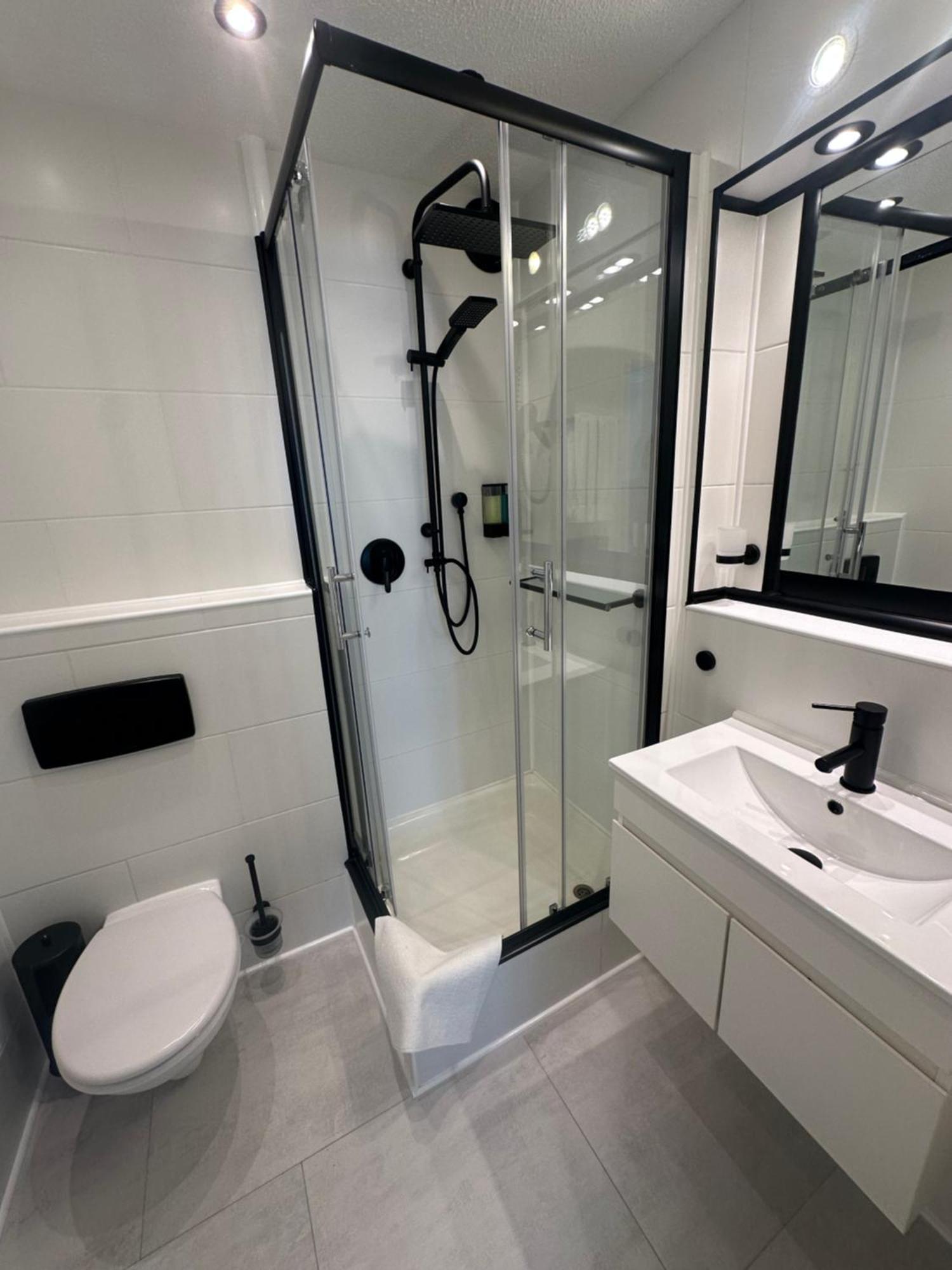 Double Room Lake View