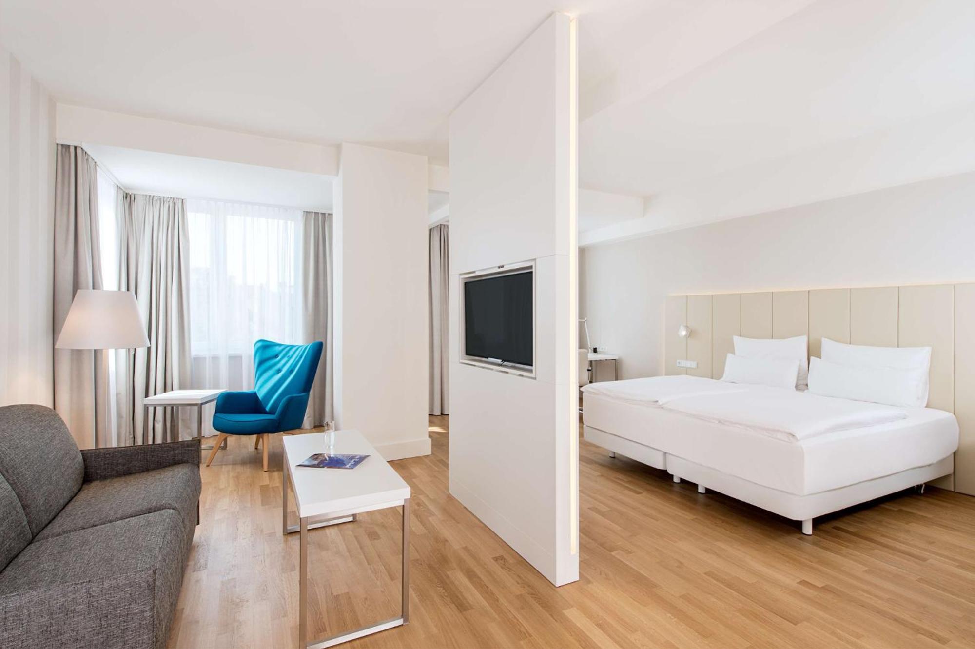 Premium Double or Twin Room XL