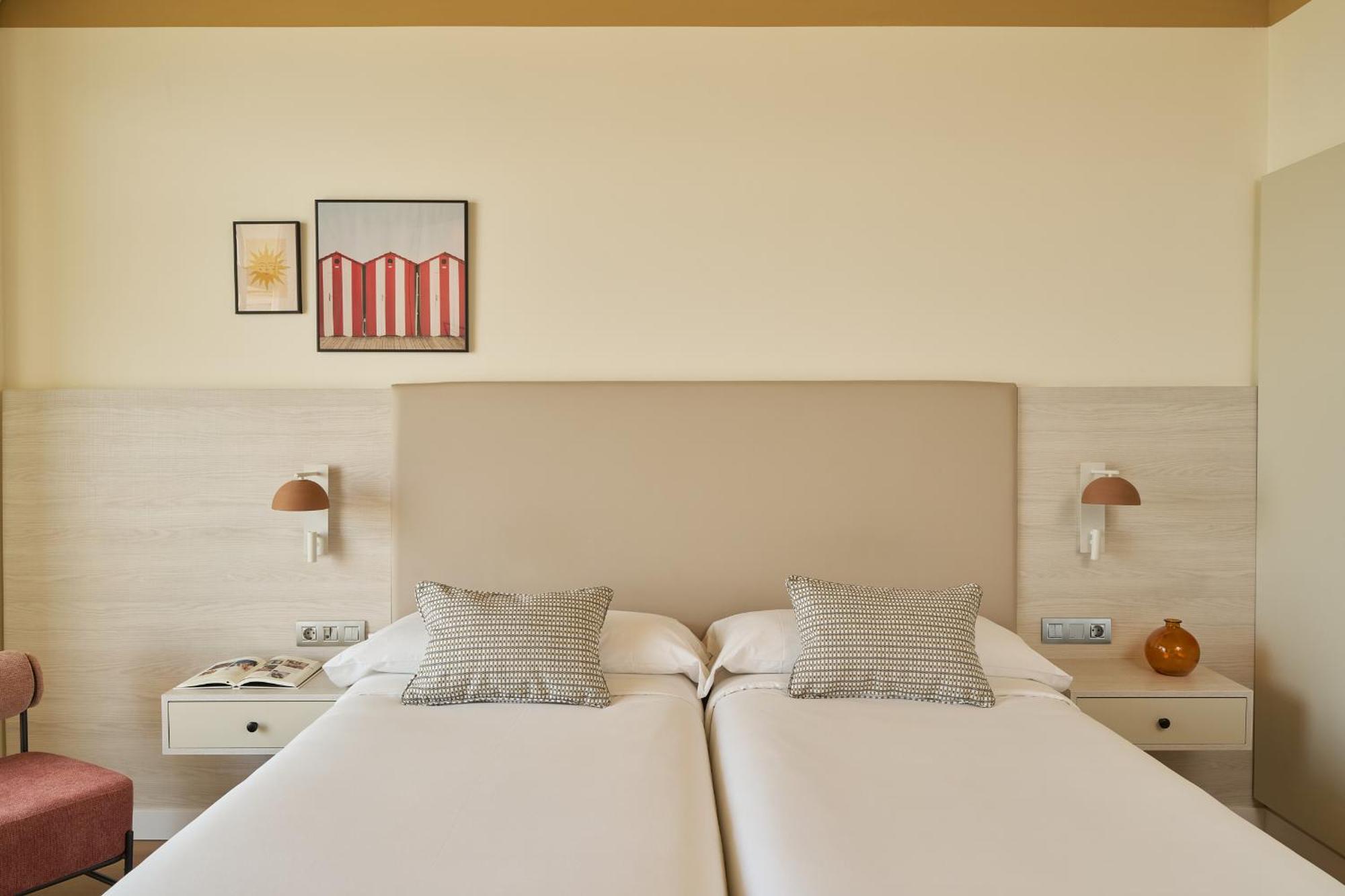 Essential Double Room,1765573753:JPEG