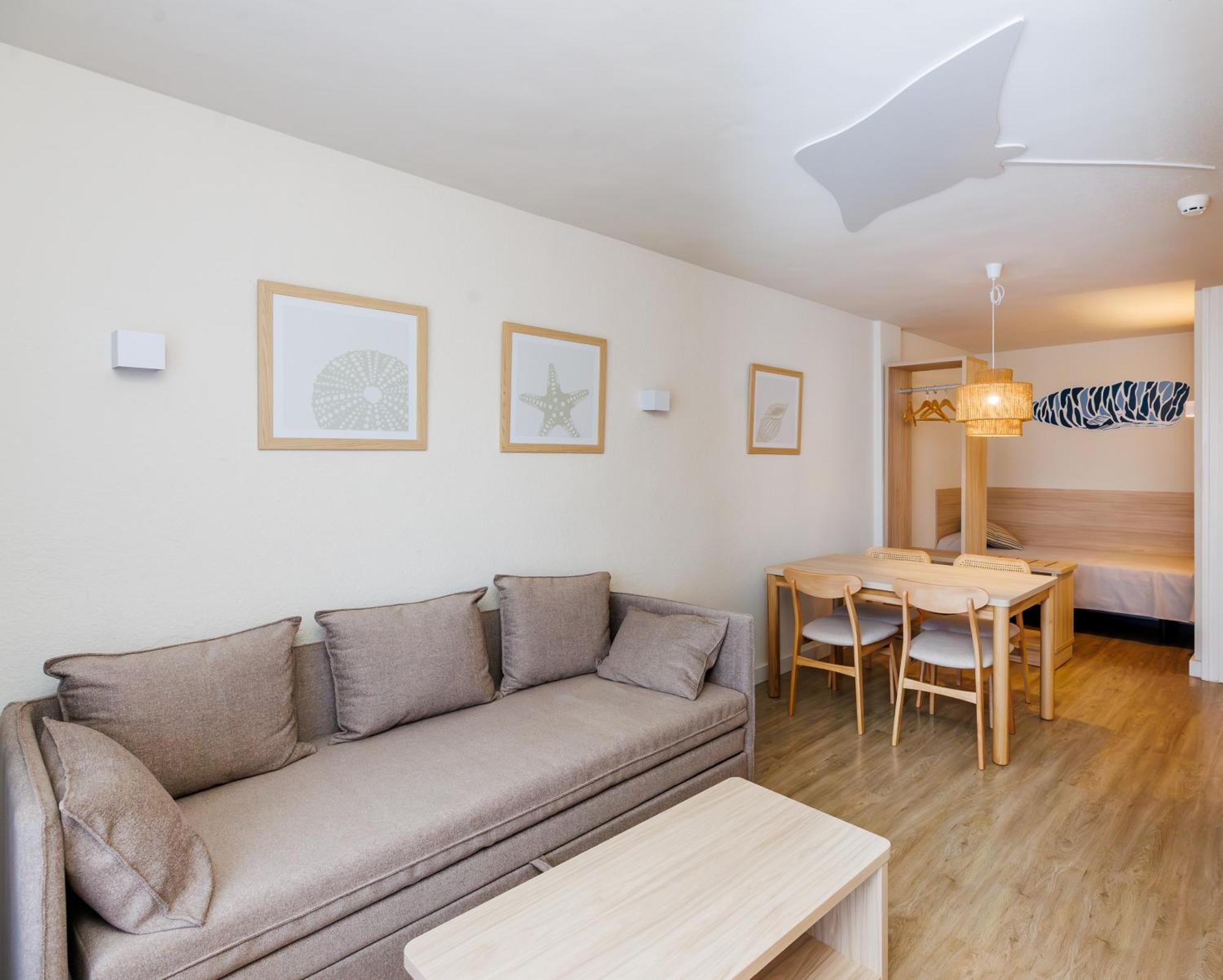 One-Bedroom Family Apartment