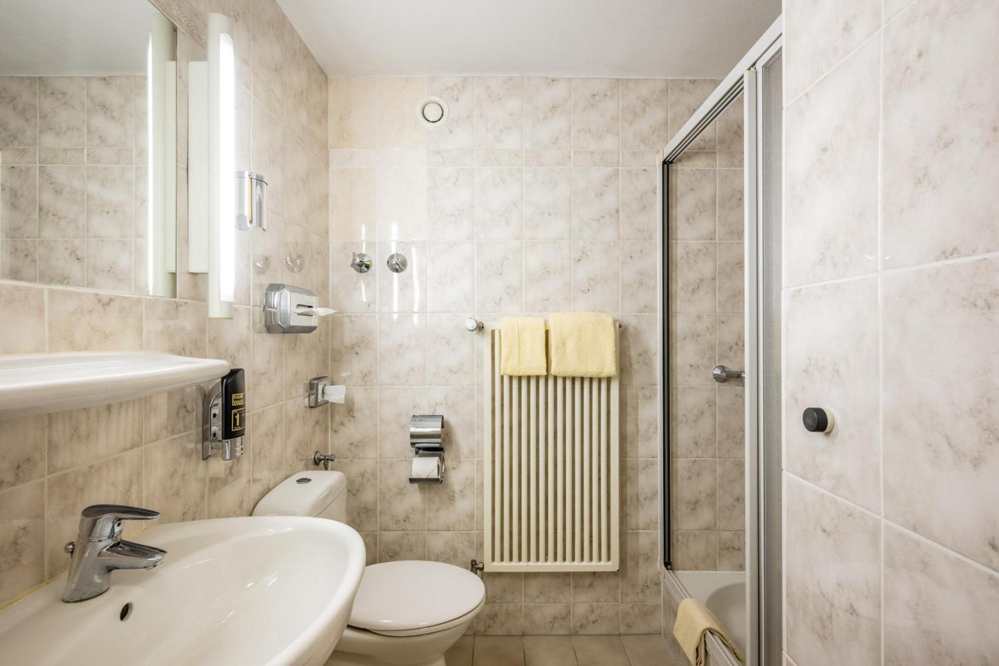 Standard Single Room