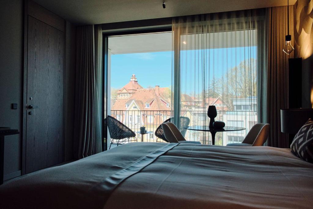 Comfort Room Urban view