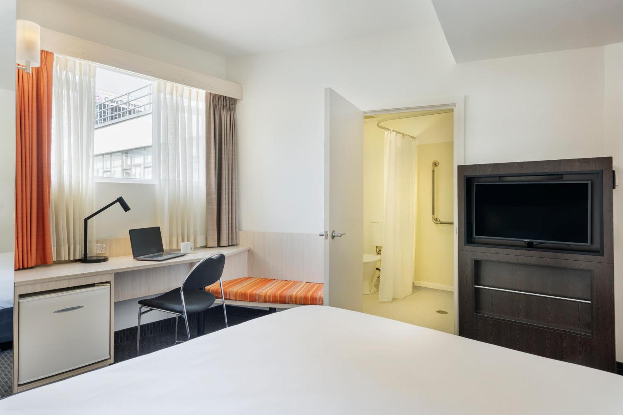 Standard Queen Room Mobility Accessible