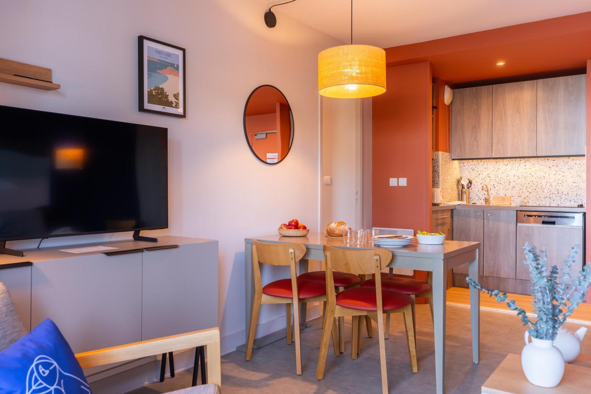 Superior One-Bedroom Apartment Terrace or Balcony Sea View
