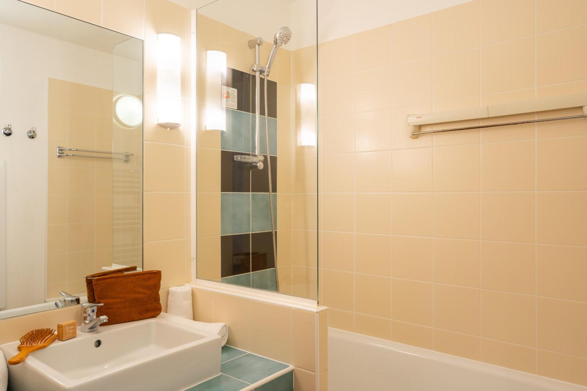 Superior Two-Bedroom Apartment Terrace or Balcony