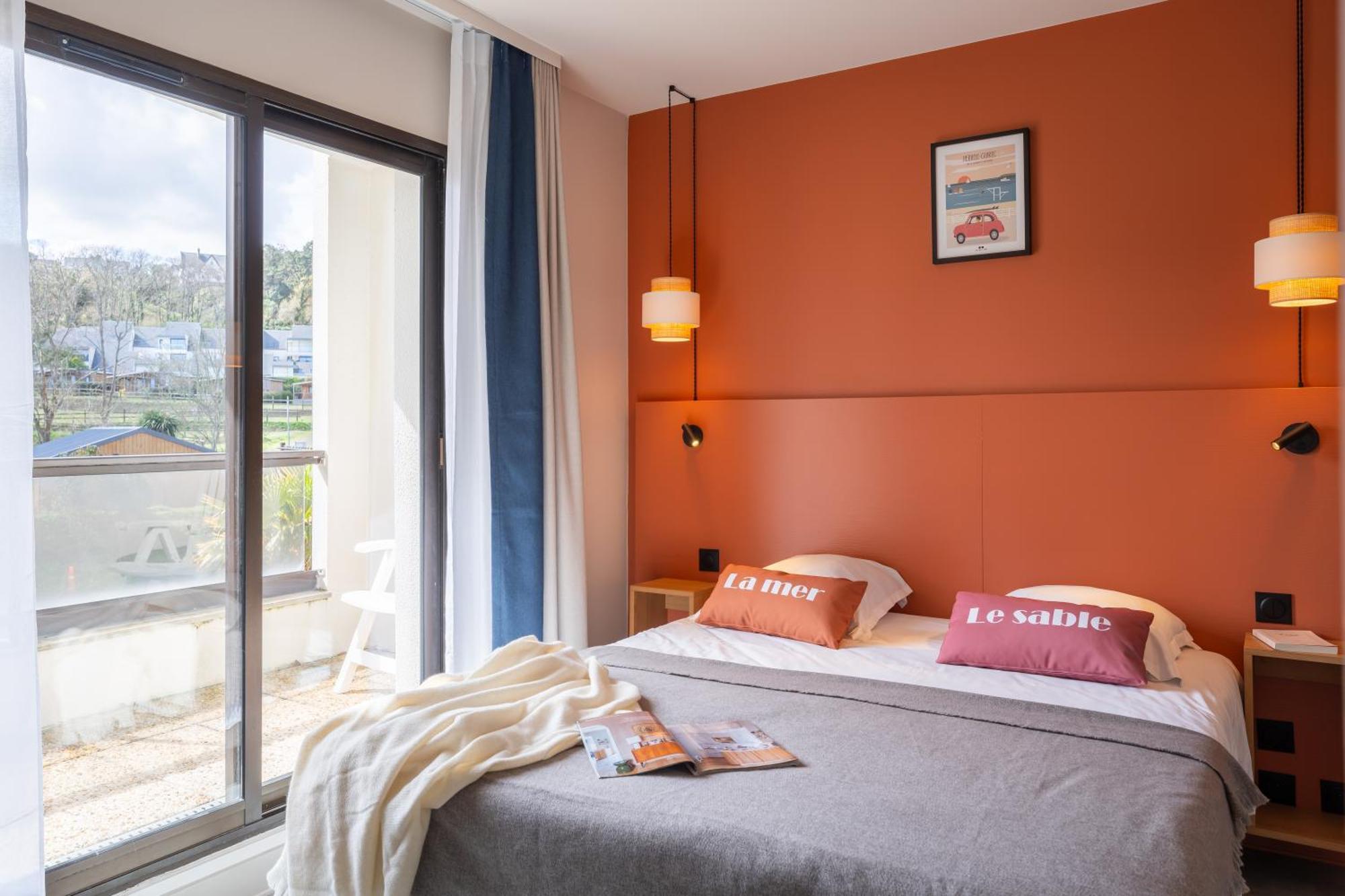 Superior Two-Bedroom Apartment Terrace or Balcony