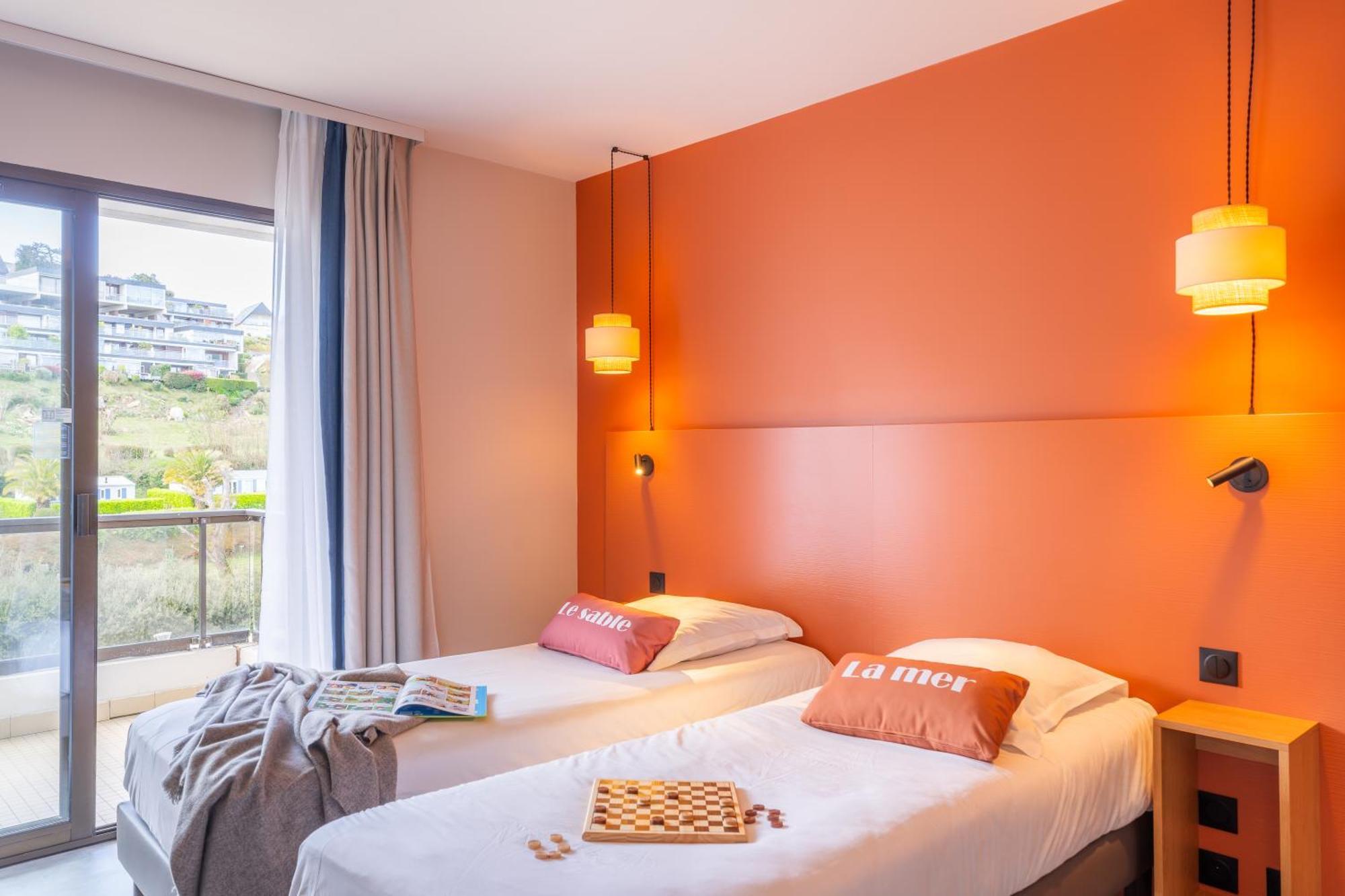 Superior One-Bedroom Apartment Terrace or Balcony