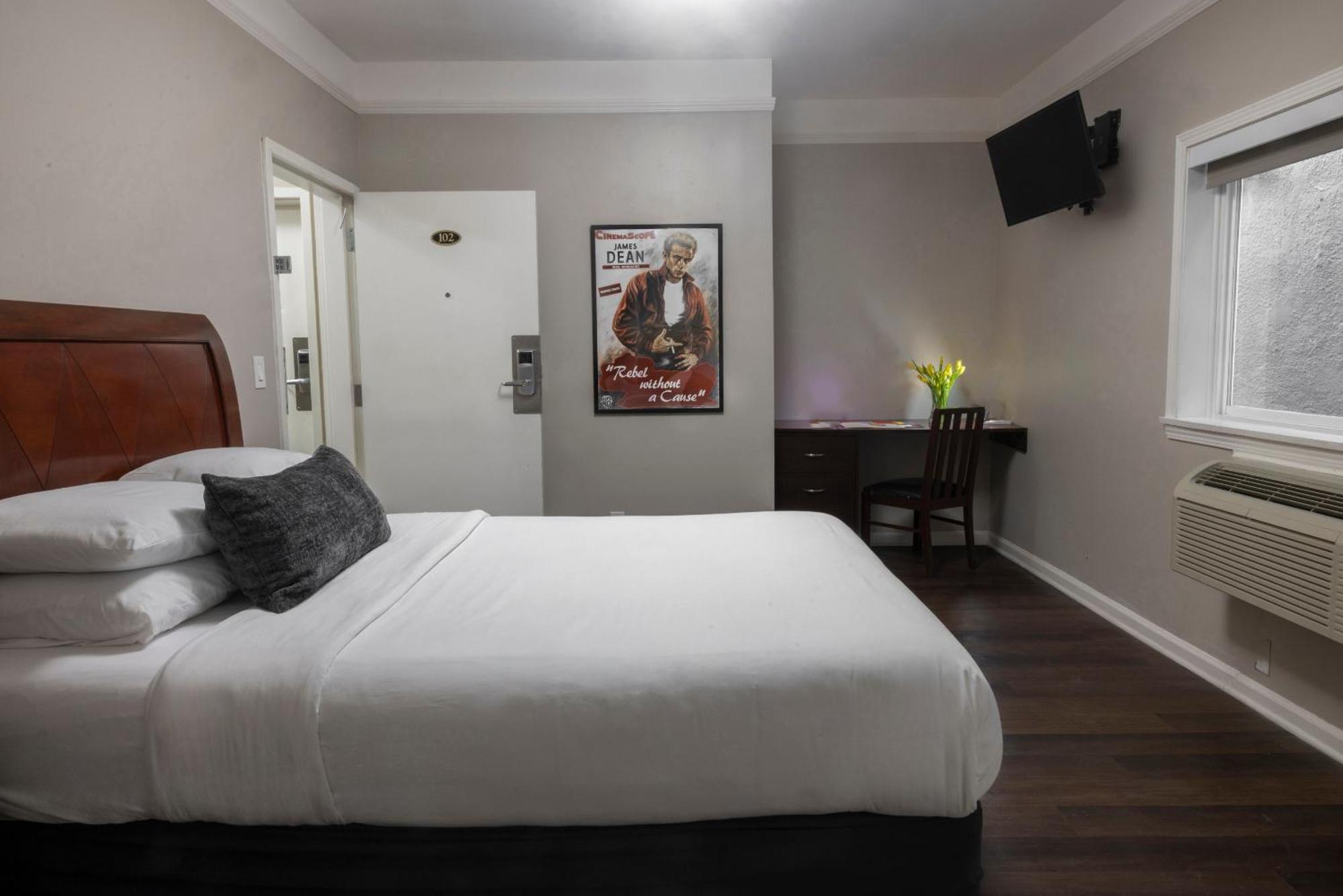 Queen Room