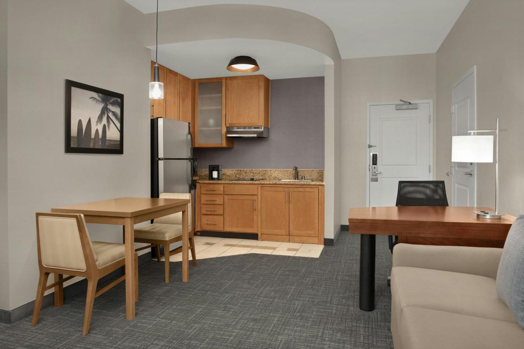 One-Bedroom King Suite Sofa Bed Roll Shower Mobility Accessible