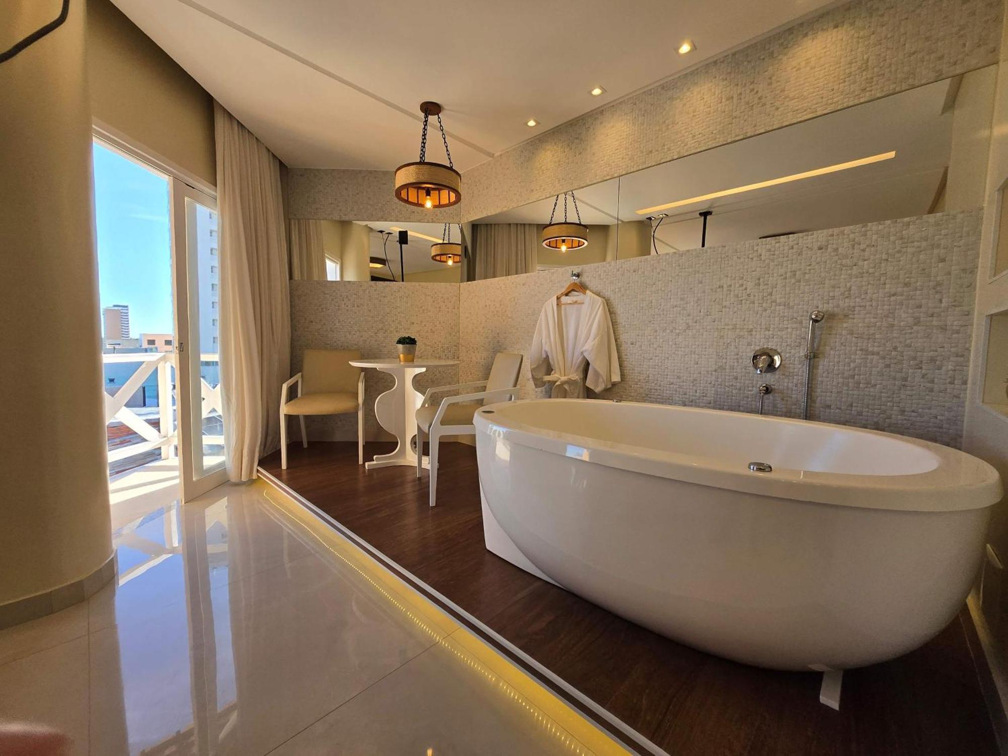 Suite Hot Tub