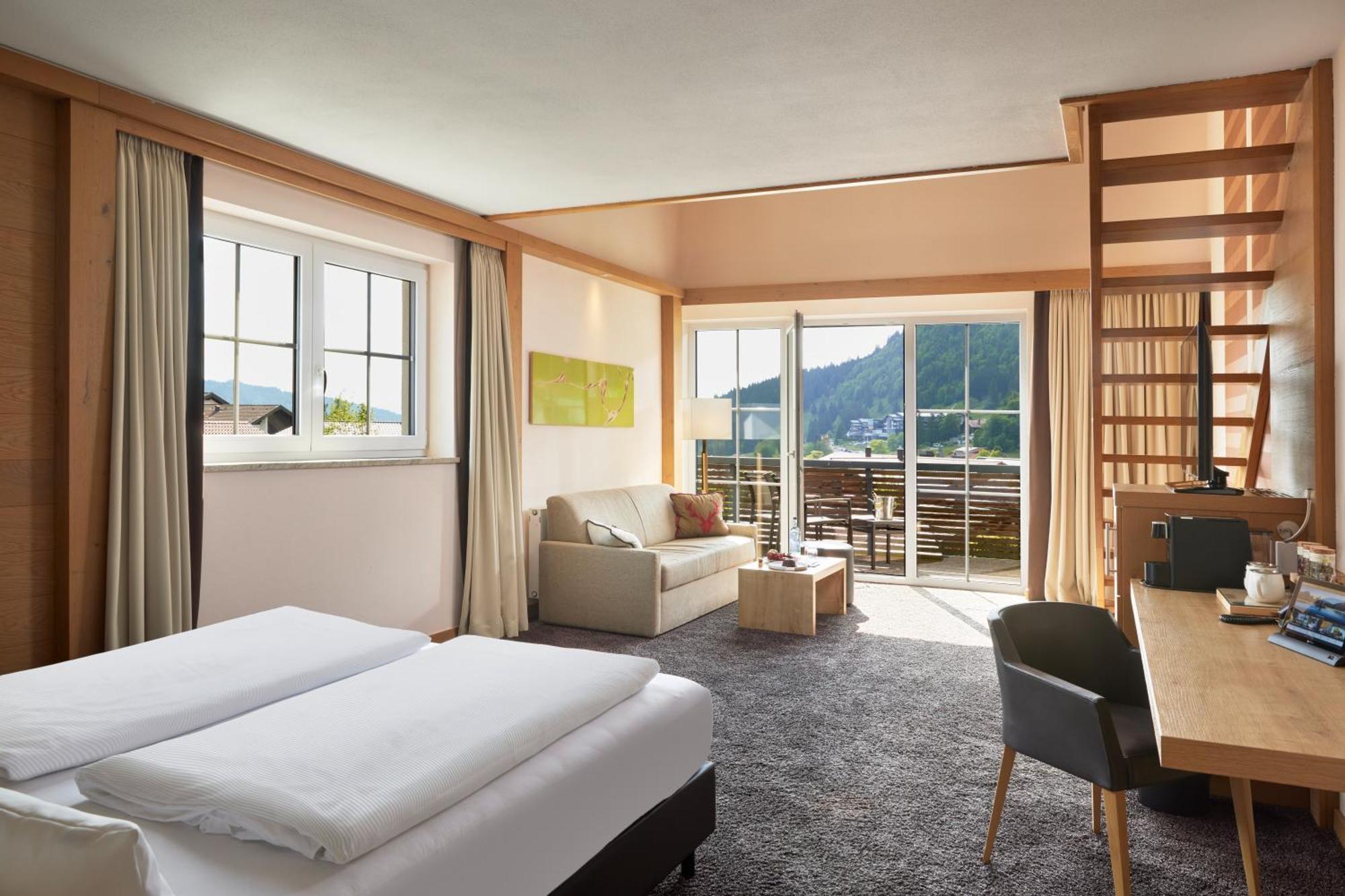 Family Suite Game & Fun