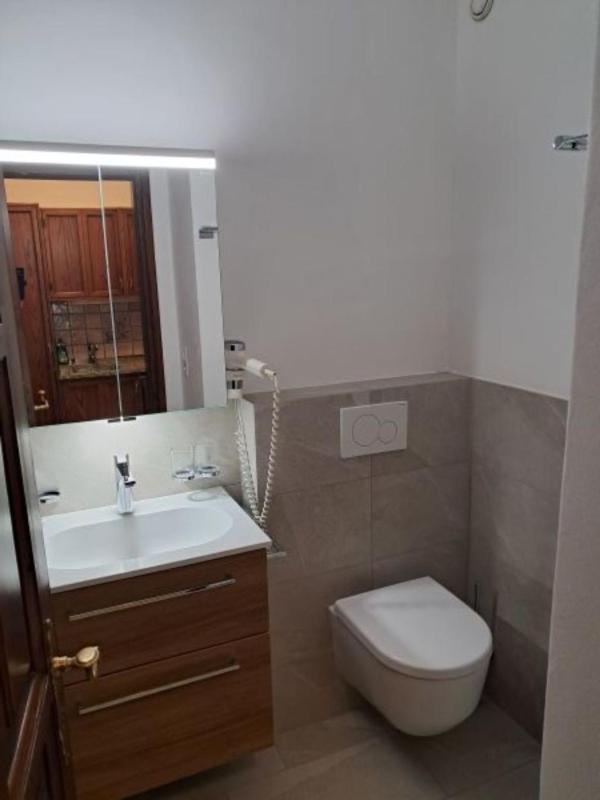 Standard Double or Twin Room Balcony