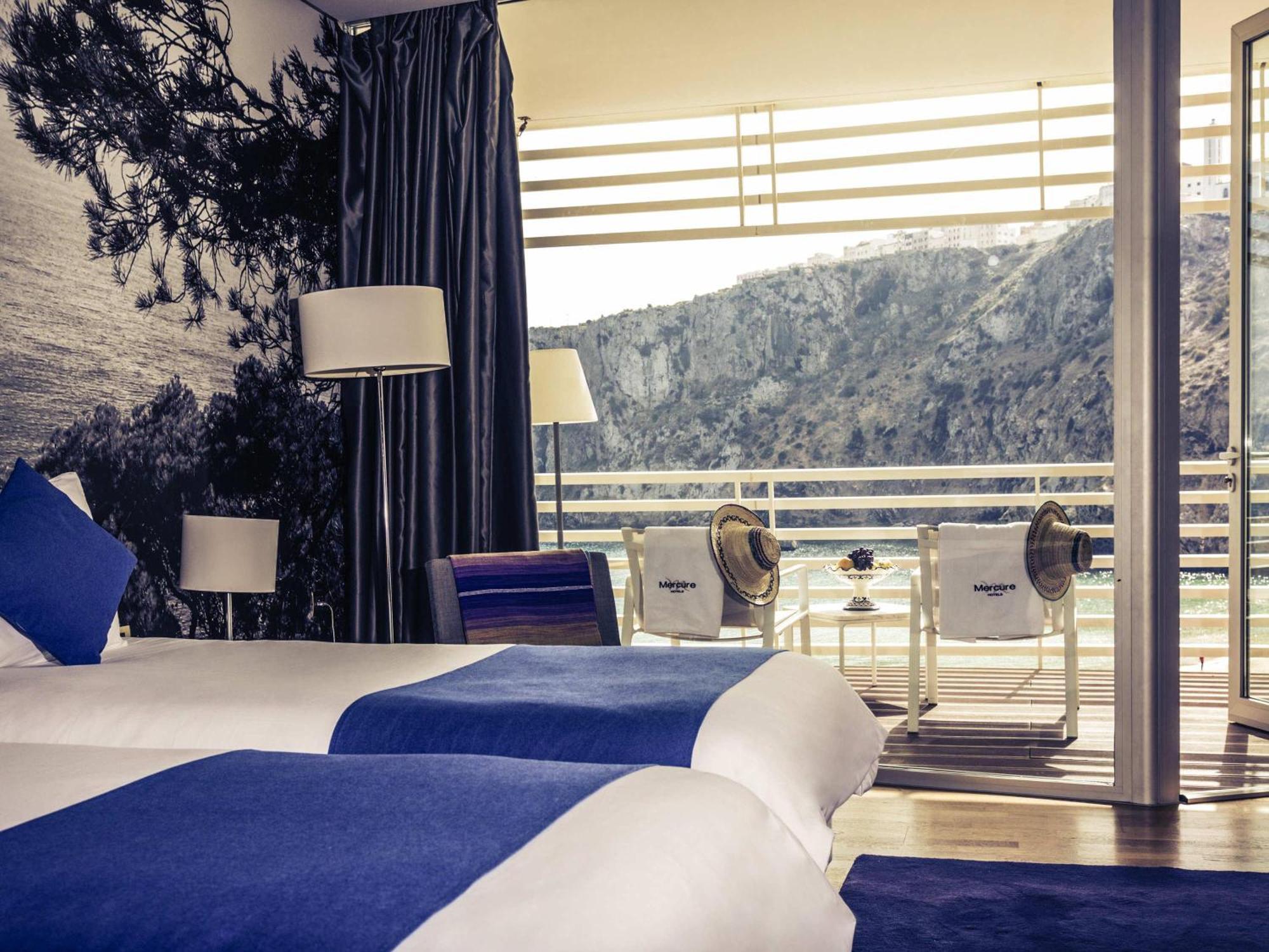 Standard Twin Room Ocean front Balcony