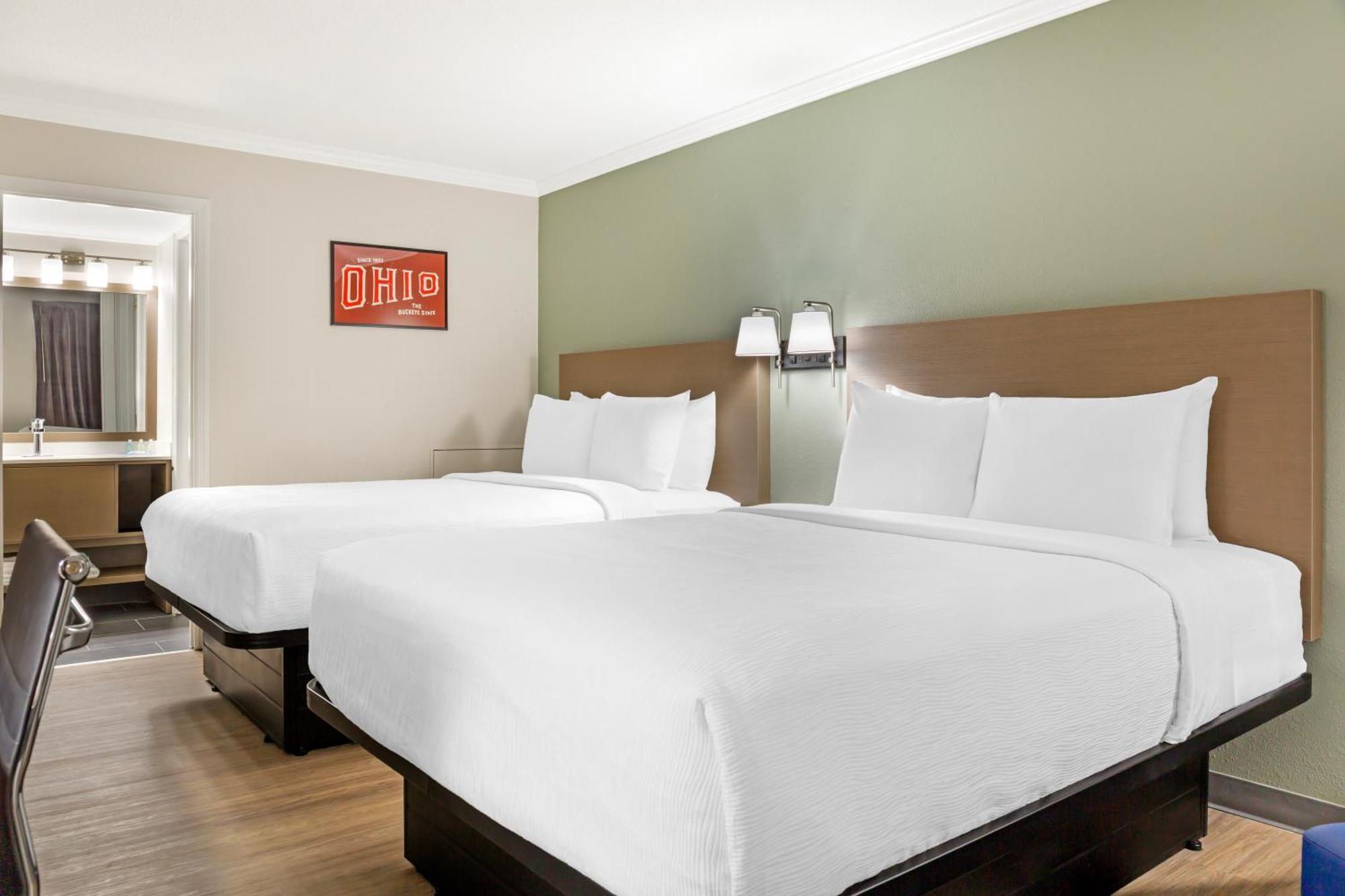 Queen Room Two Queen Beds Non-Smoking