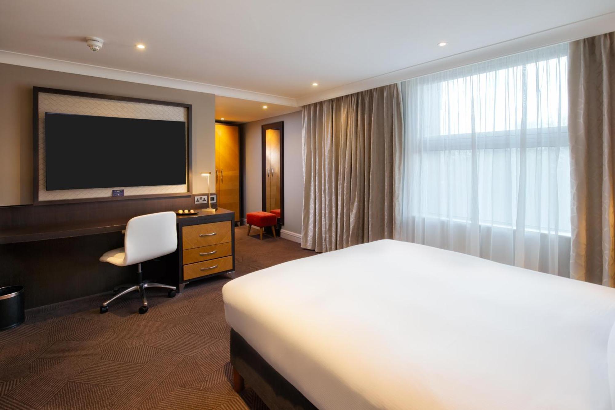 Junior King Suite