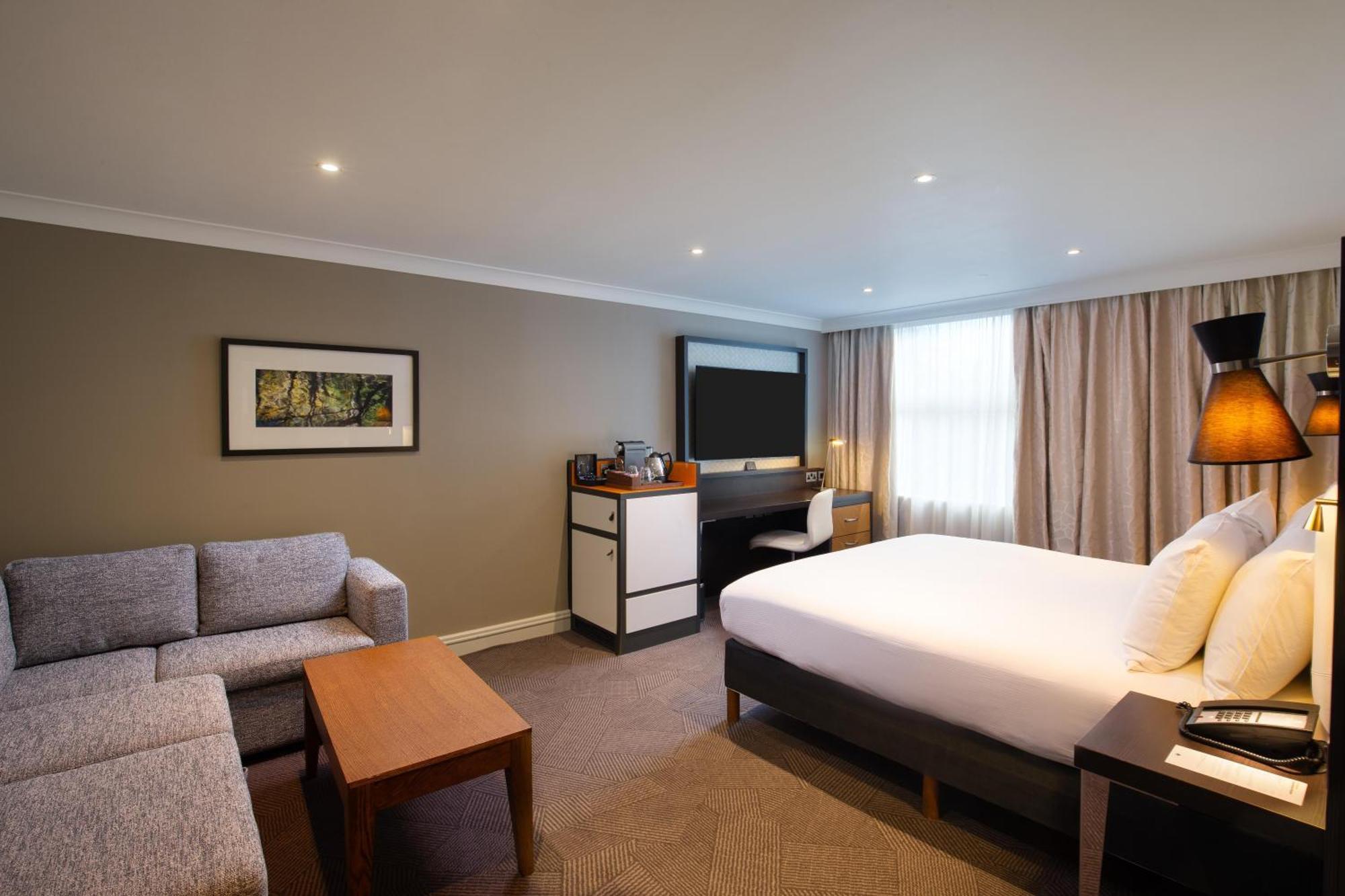 Junior King Suite