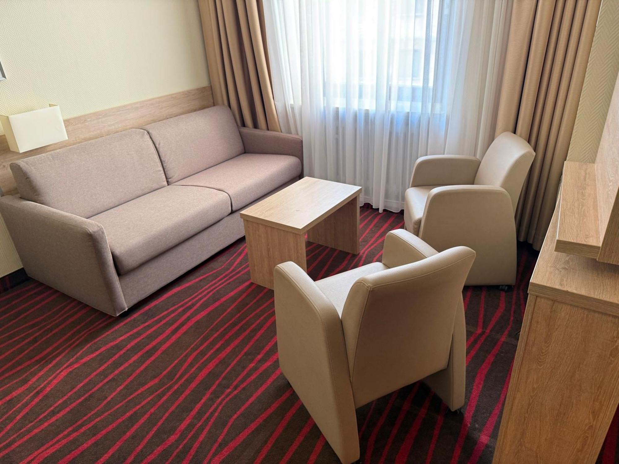 Quadruple Room no air-condition