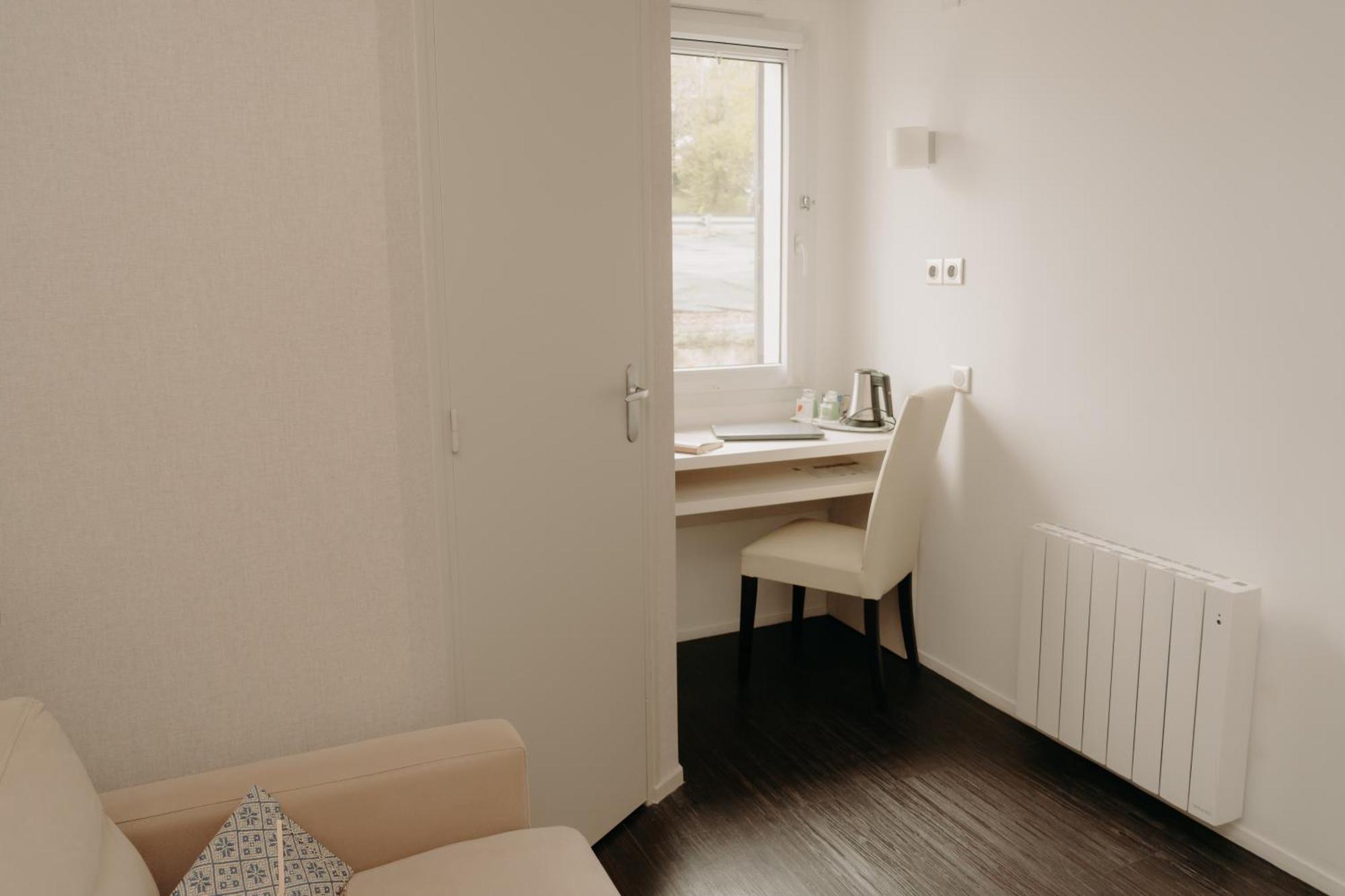 Privilege Room One Double Bed One Sofa Bed