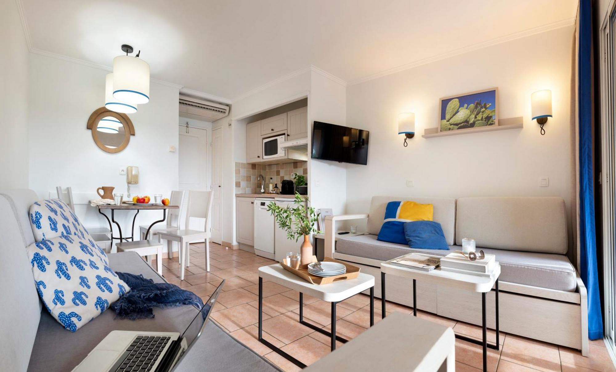 Appartement 1 Chambre avec Climatisation et Terrasse ou Balcon (4 Personnes)